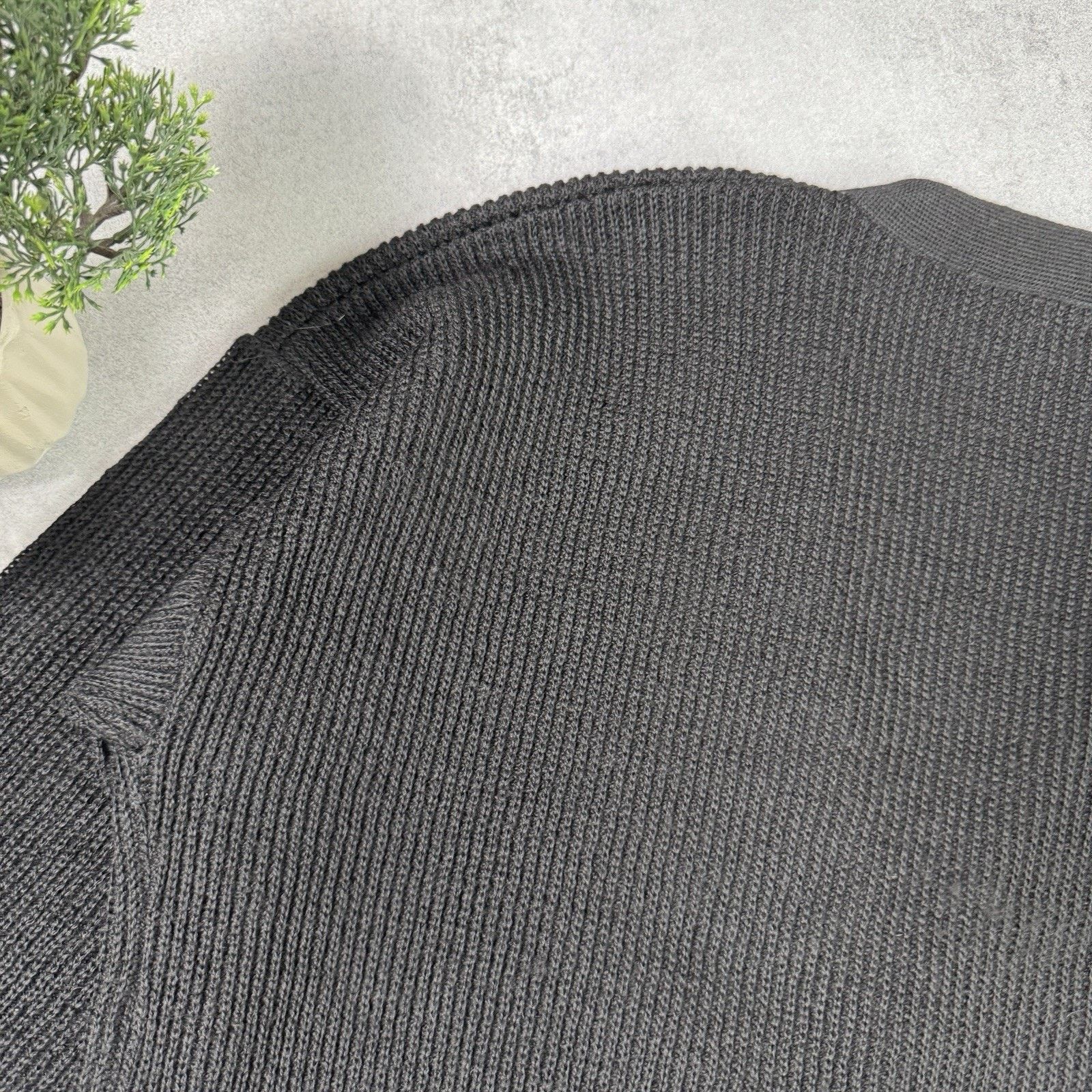 Lacoste Vintage Lacoste Chemise Wool Cardigan Size 4 Black Size US M / EU 48-50 / 2 - 21 Thumbnail