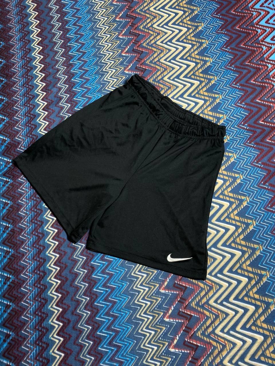 Nike × Vintage Vintage Y2K Nike Swoosh Soccer Shorts Size US 36 / EU 52 - 5 Thumbnail