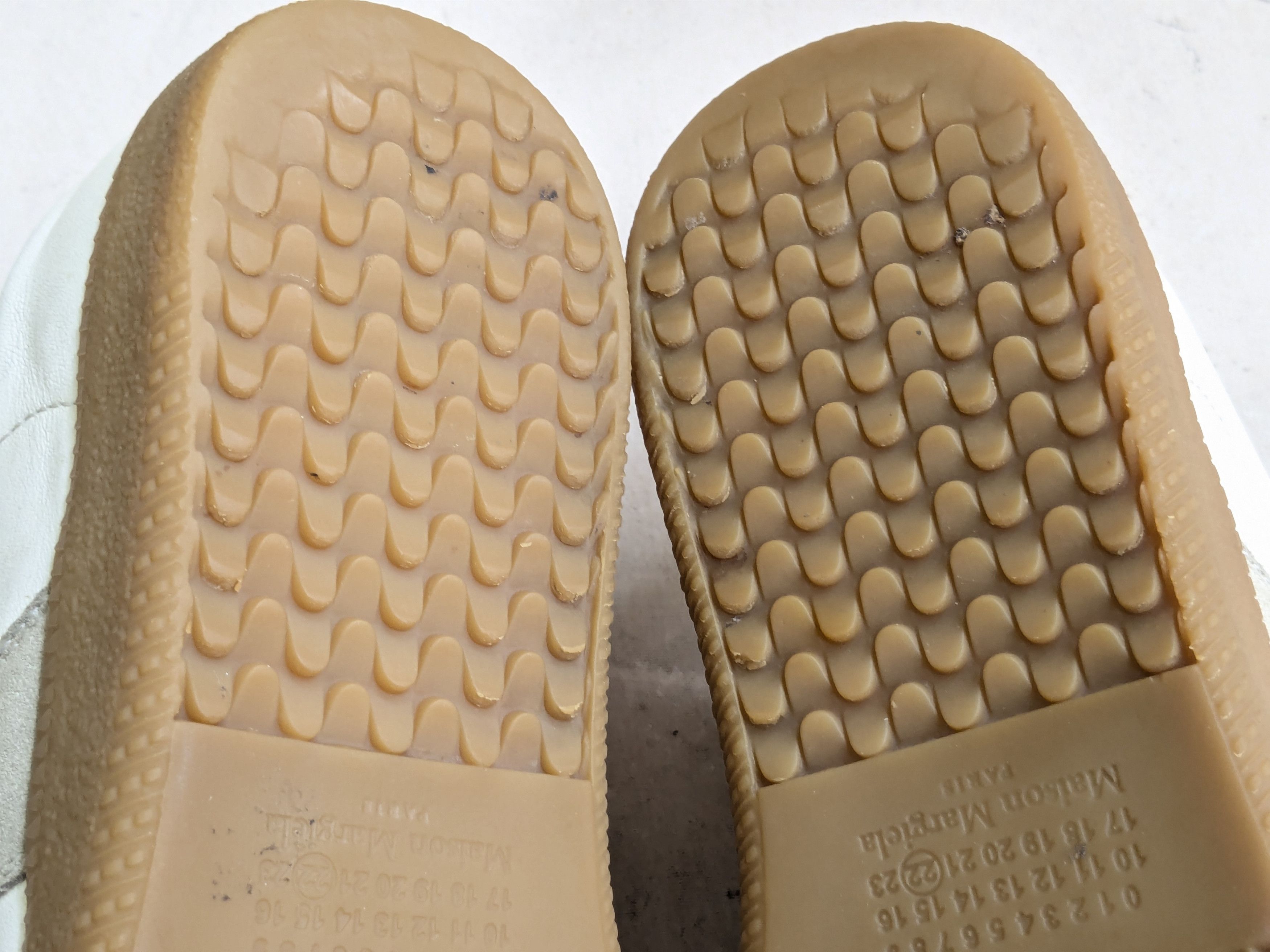 Maison Margiela Maison Margiela GAT Replica White Gray 7 40 Low Suede Size US 7 / EU 40 - 19 Thumbnail