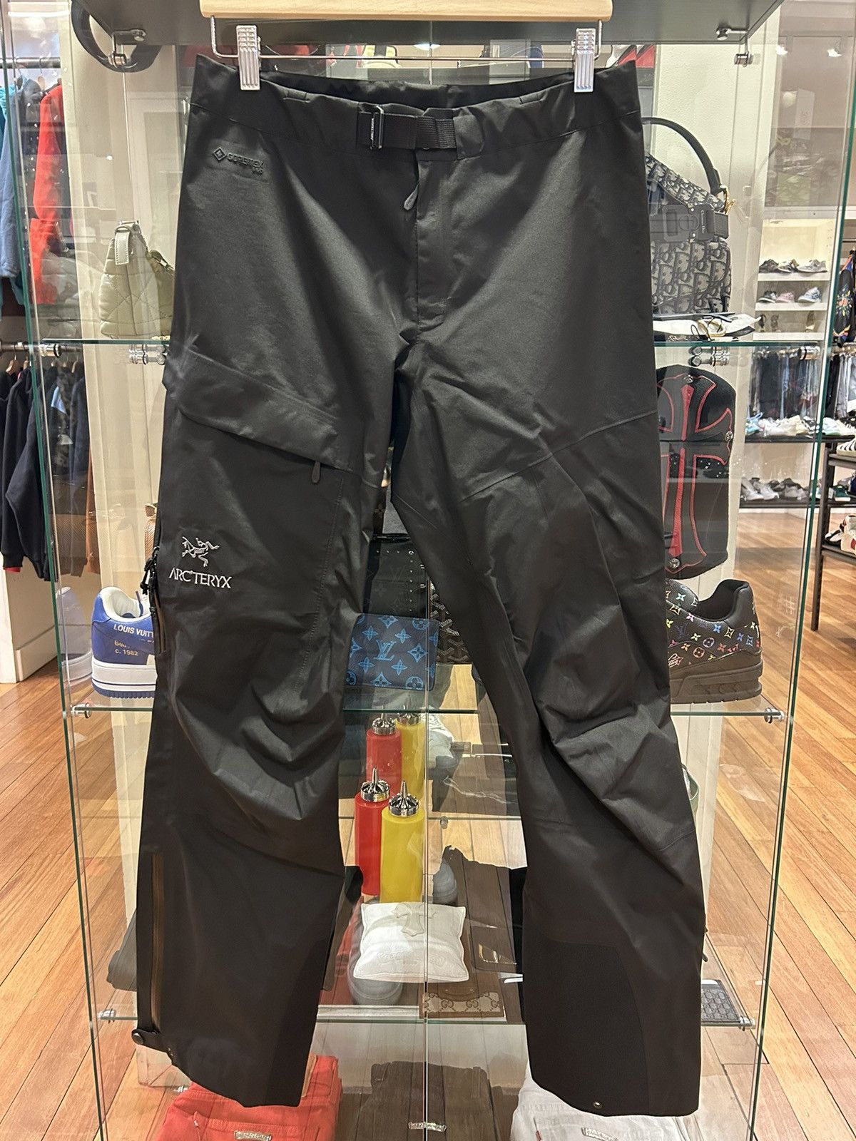 Pre-owned Arc'teryx Recco Gore Tex Waterproof Pant In Black