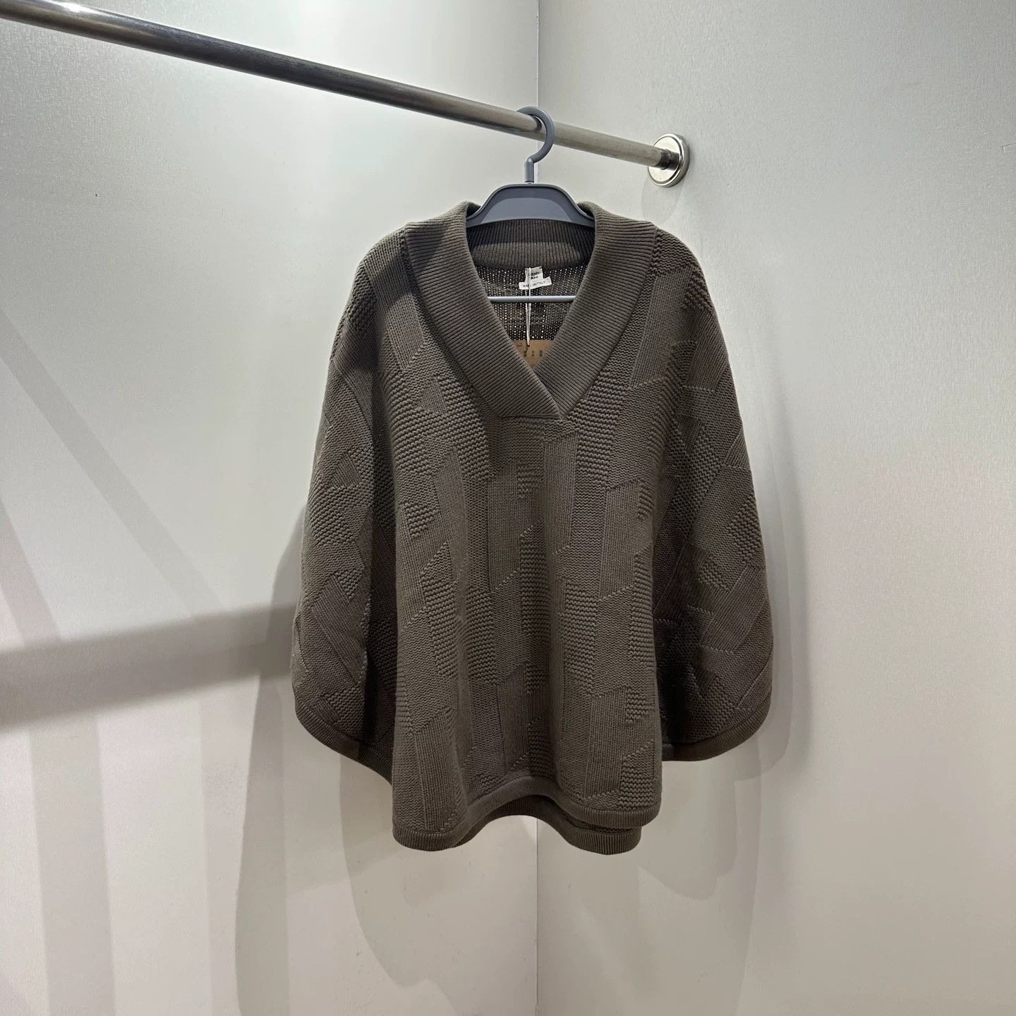 Hermes Hermes Gray Coat us_4 Women Size S / US 4 / IT 40 - 1 Thumbnail
