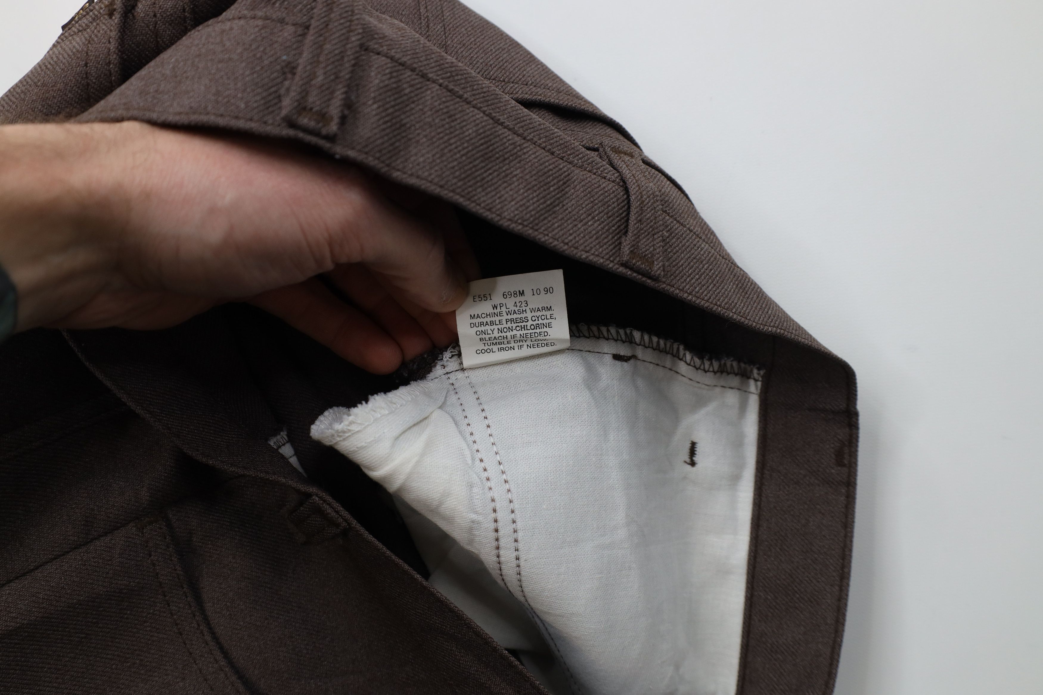 Levi's Vintage 90s Levis Wide Leg Chino Pants Trousers Brown USA Size US 33 - 8 Thumbnail