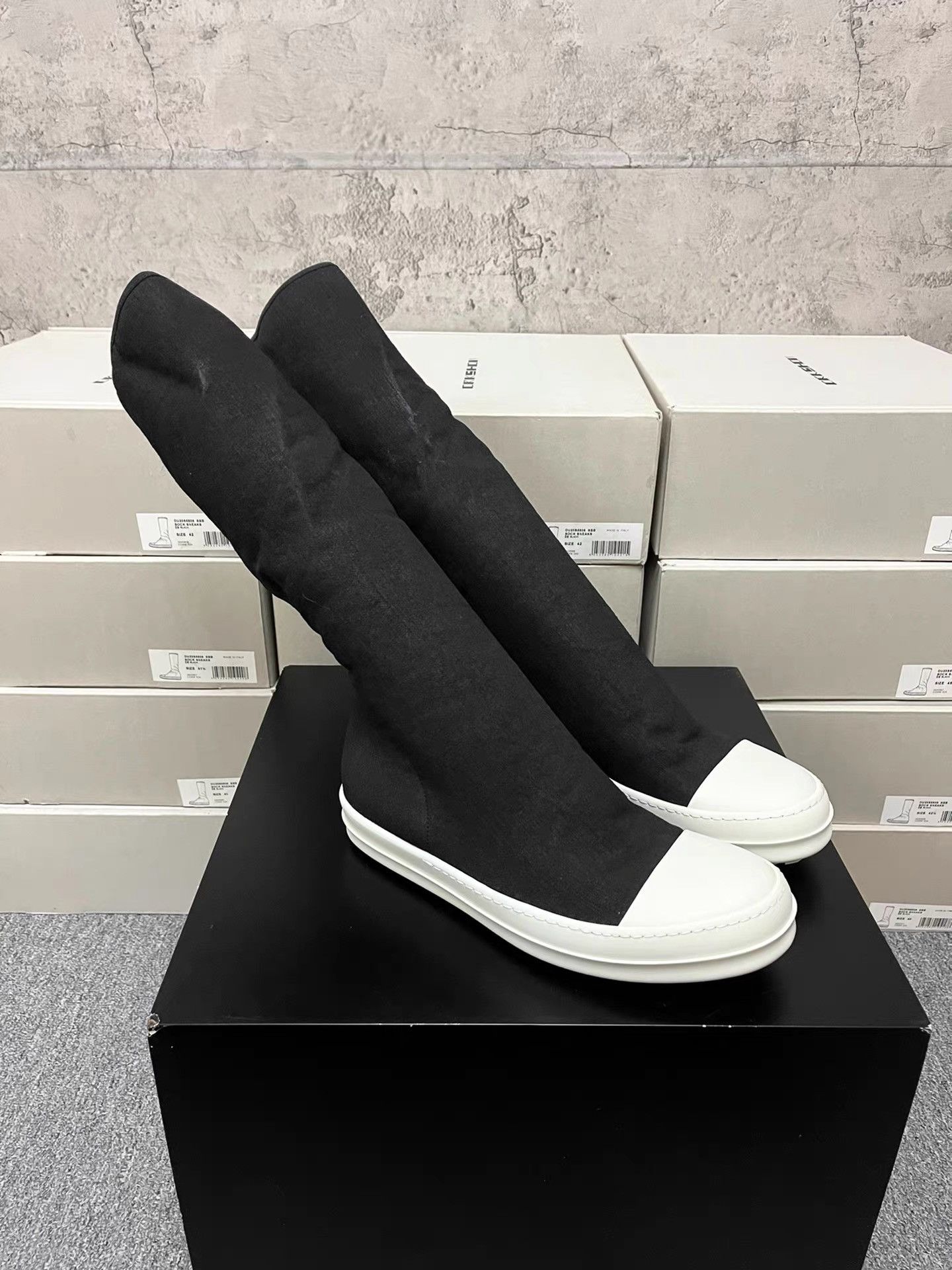 Rick Owens Rick Owens Men's Tall Boots K34 Size US 7 / EU 40 - 2 Thumbnail