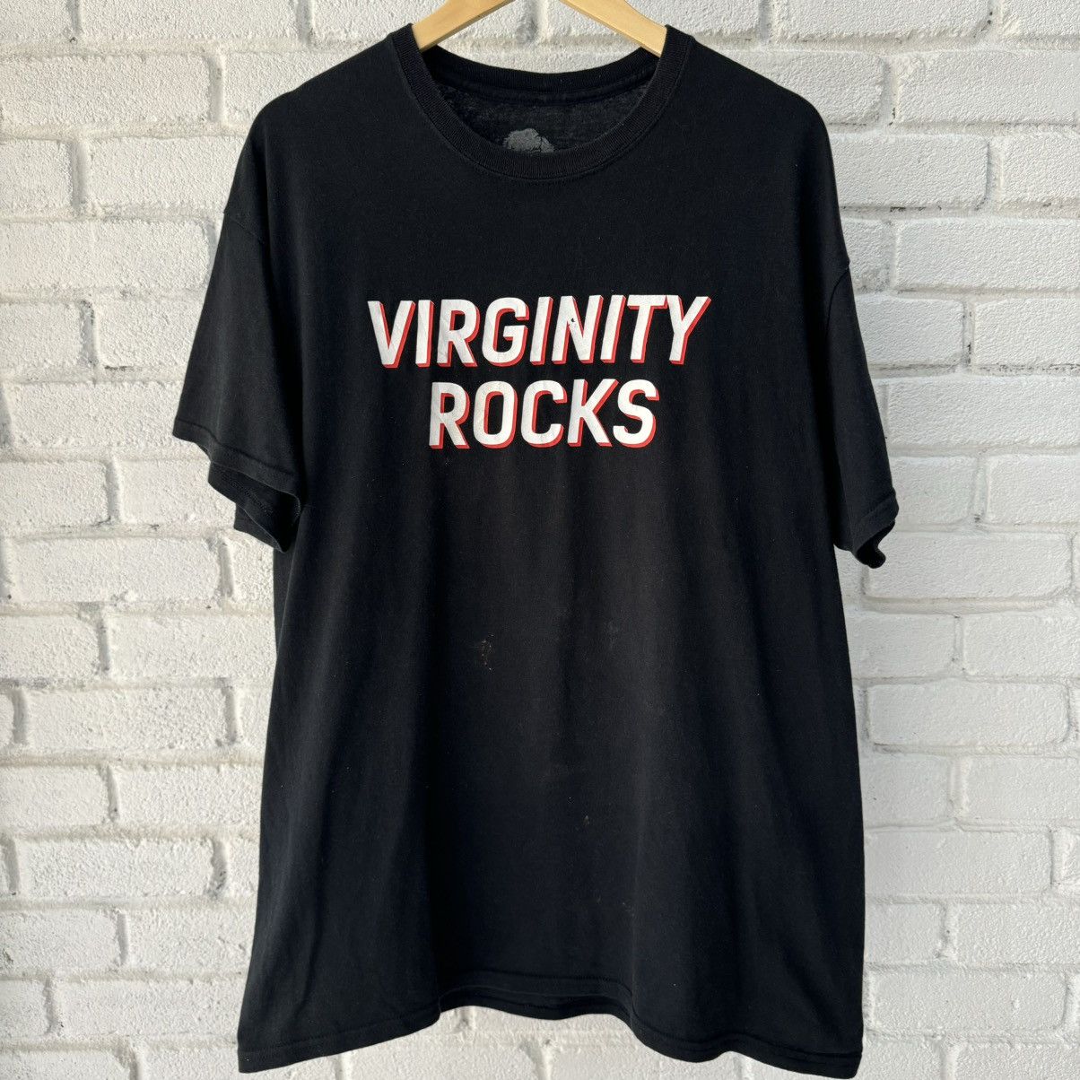 Other Virginity Rocks Tee Size US XL / EU 56 / 4 - 1 Thumbnail