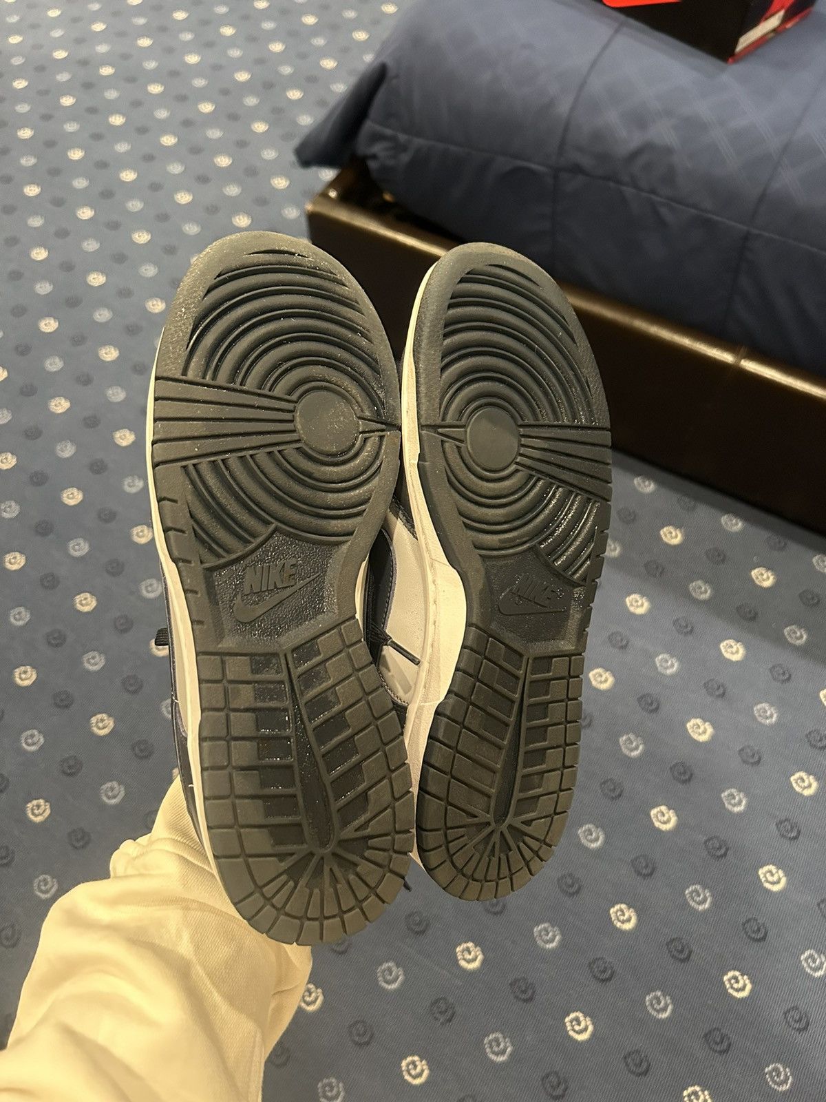 Nike Nike Georgetown Low Dunks Size US 10 / EU 43 - 4 Thumbnail