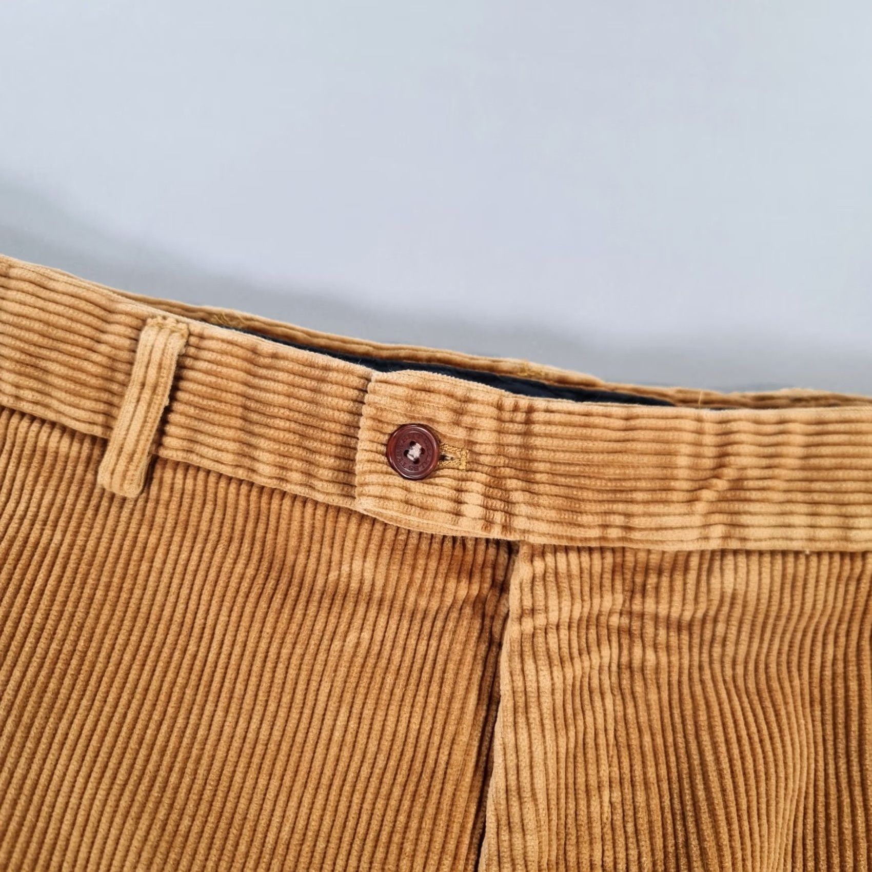 Charles Tyrwhitt Charles Tyrwhitt Mens Corduroy Trousers Brown W40 L32 Classic Pants Casual Straight Pocket Men Size US 40 / EU 56 - 3 Thumbnail