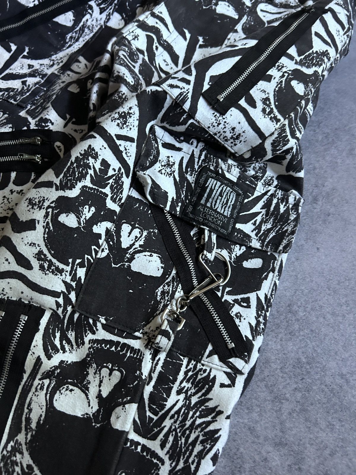 Other Vintage Tiger Alternative London pants archive clothing Size US 34 / EU 50 - 4 Thumbnail