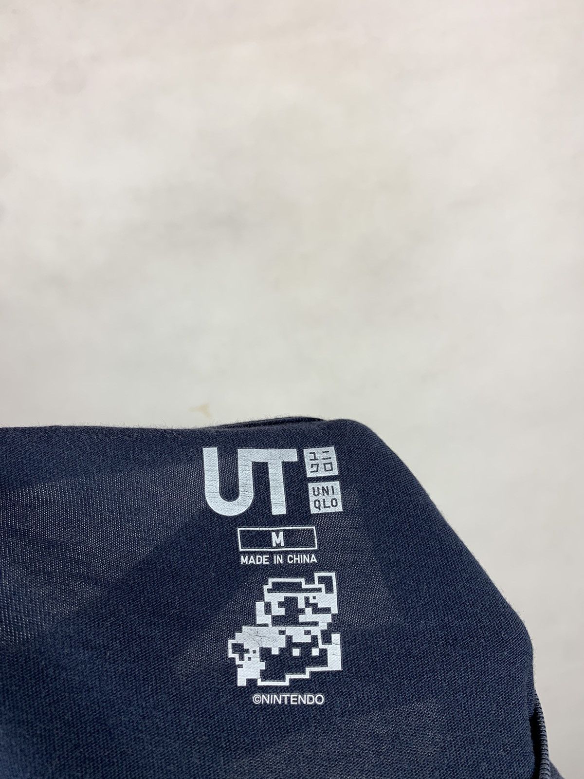 Nintendo Steals! Uniqlo x Mario Bros Pocket Tee Size US M / EU 48-50 / 2 - 5 Thumbnail