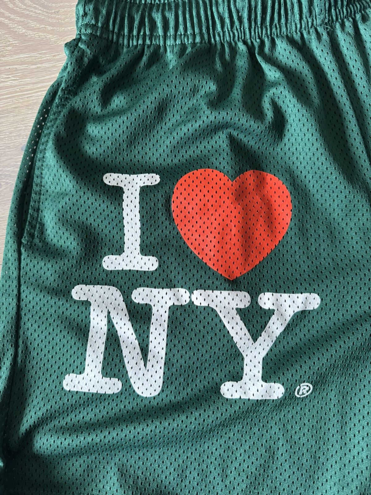 Eric Emanuel Eric Emanuel - I Love NY Shorts Size US 32 / EU 48 - 2 Thumbnail