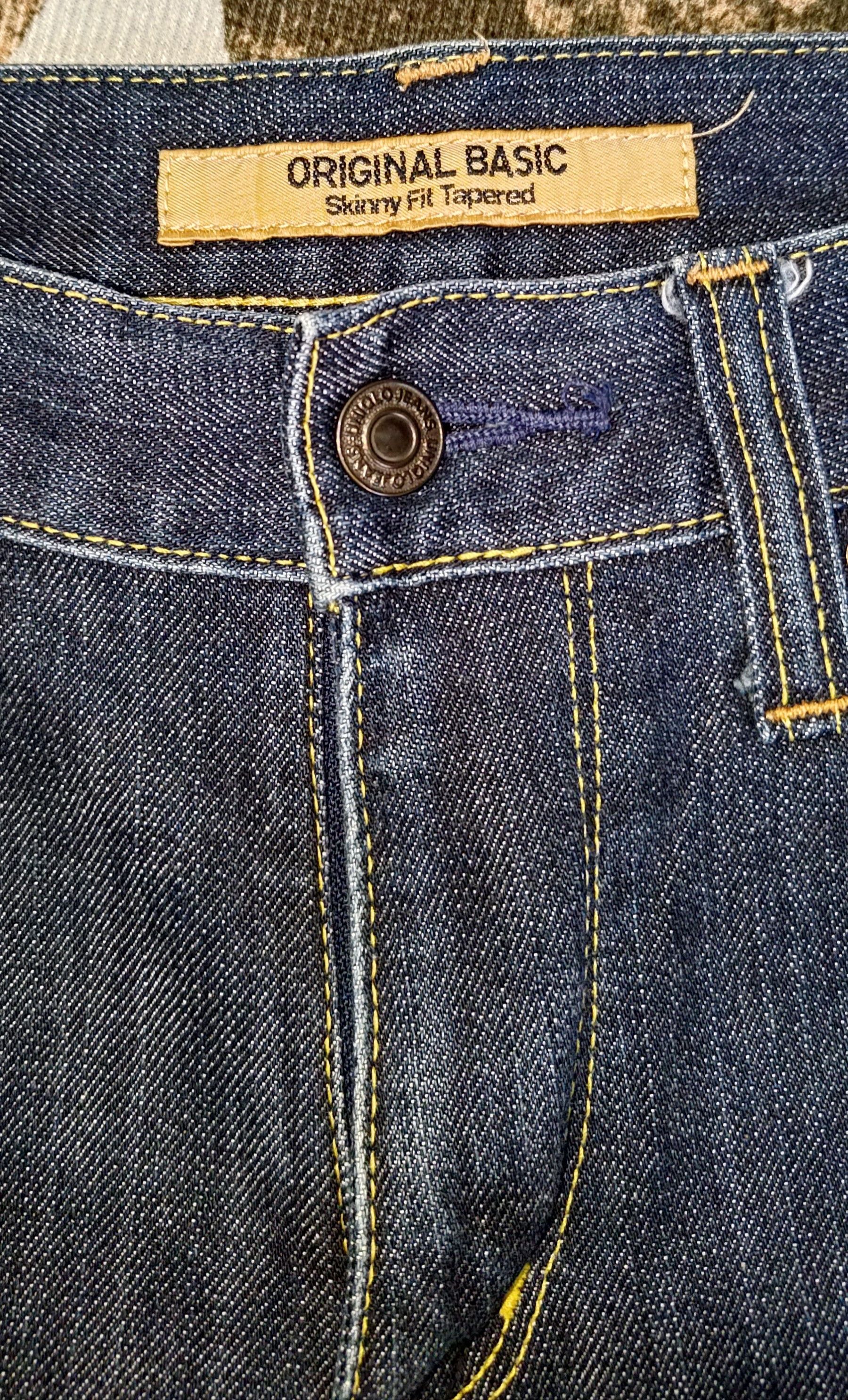 Uniqlo Original Basic Skinny Fit Tapered Uniqlo Jeans Size US 31 - 9 Thumbnail