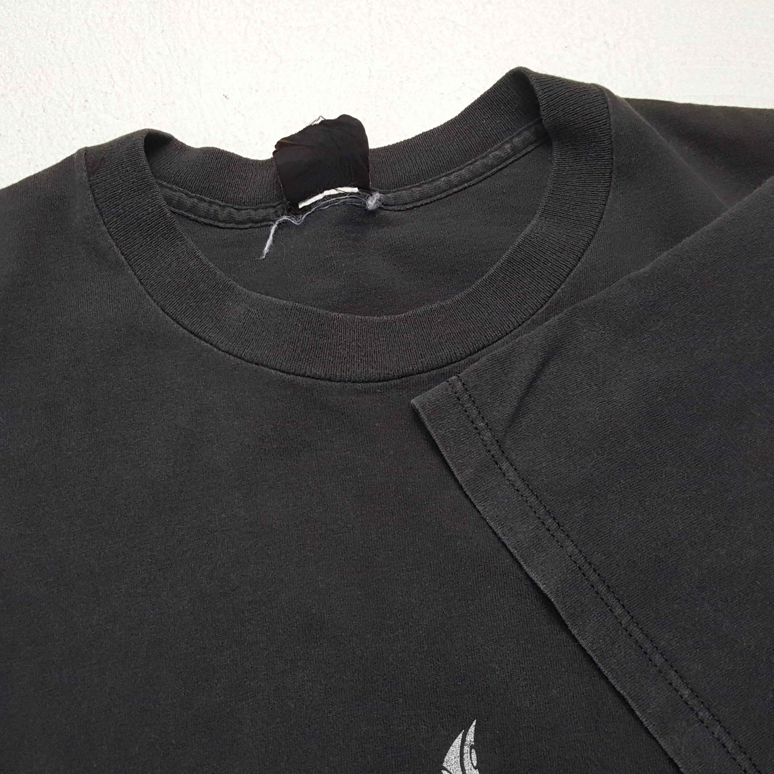 Vintage BRONZE AGE Surfing Style Skulls Design Vintage Tshirt Size US M / EU 48-50 / 2 - 6 Thumbnail