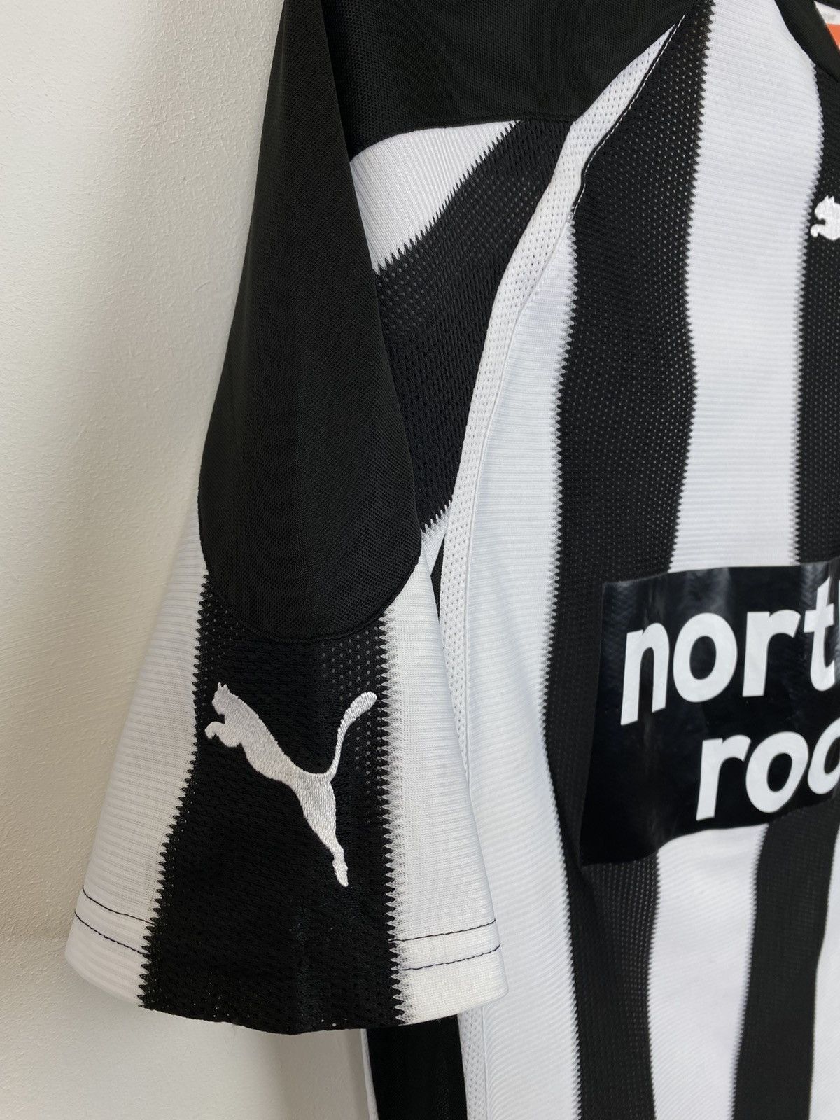 Puma Puma Newcastle United Soccer Football Jersey Shirt Men’s S Size US S / EU 44-46 / 1 - 4 Thumbnail