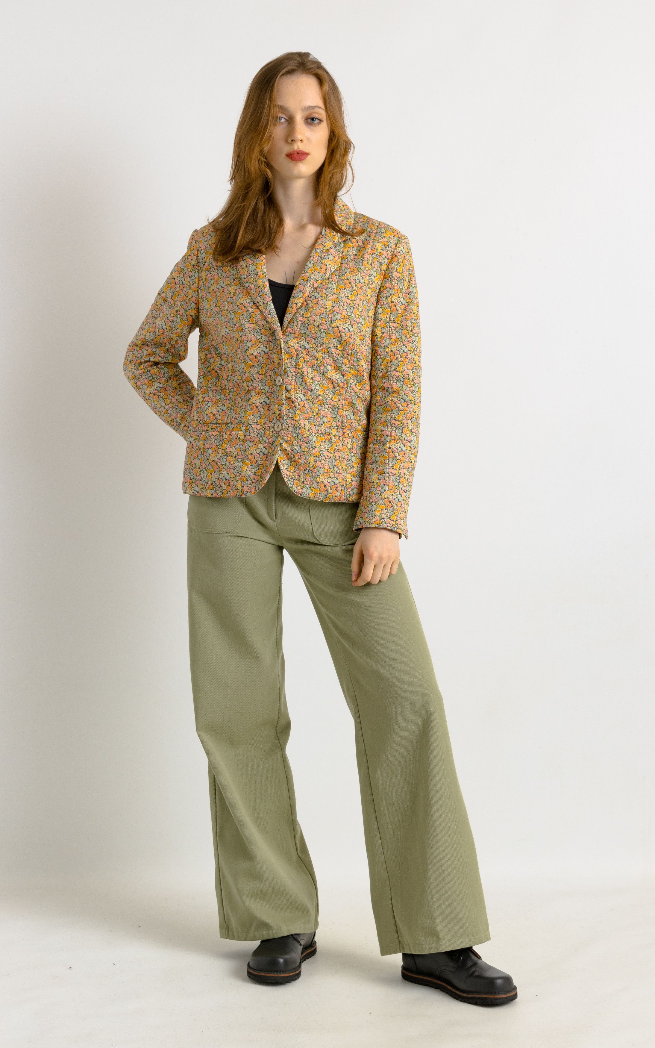 Bogner × Japanese Brand 90s Bogner Quilted Cropped Buttons Blazer 7492 Size M / US 6-8 / IT 42-44 - 4 Thumbnail