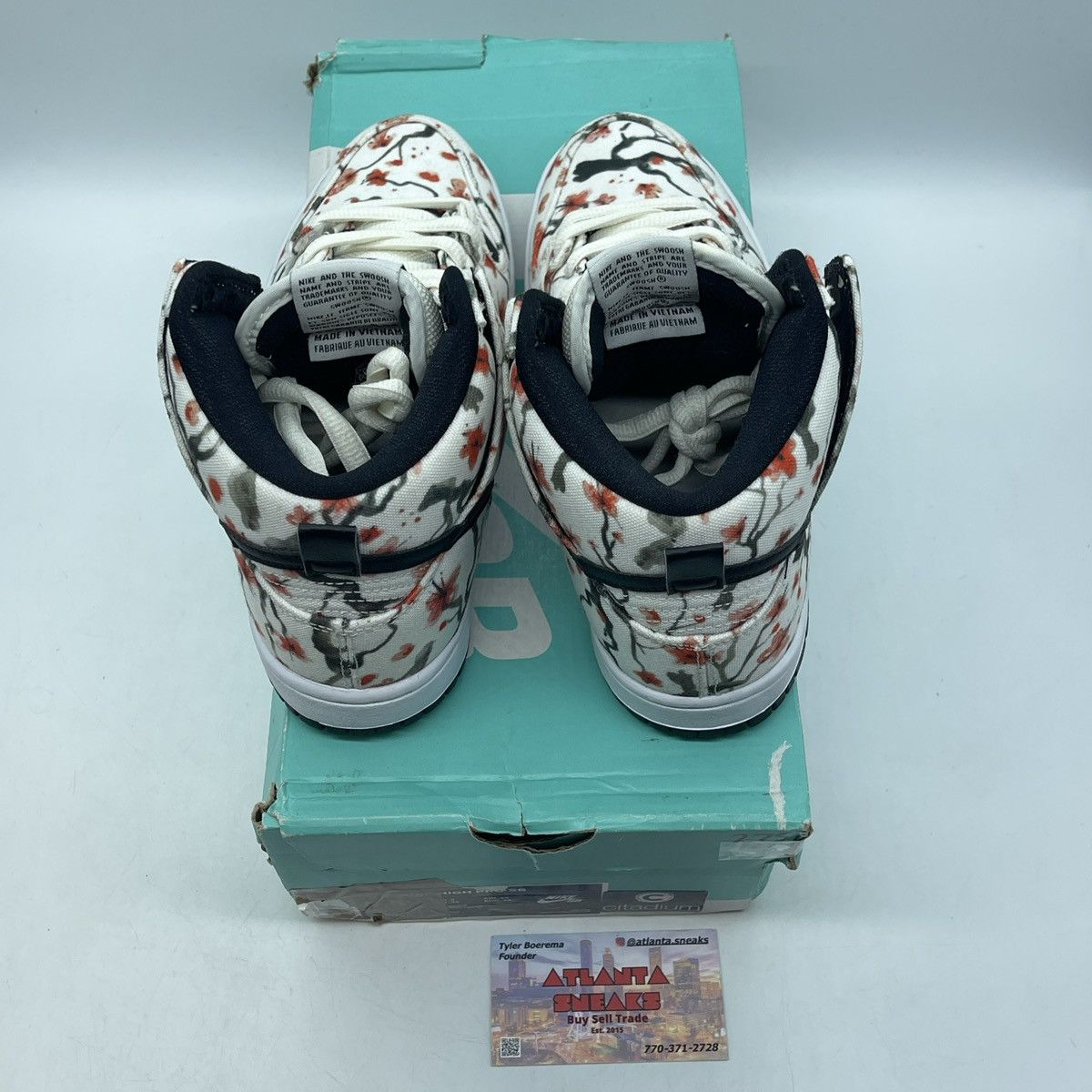 Nike Sb Dunk high pro cherry blossom Size US 5.5 / EU 38 - 6 Thumbnail