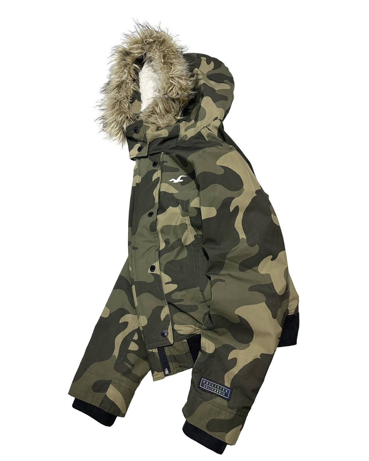 Avant Garde If Six Was Nine Le Grande Bleu L.G.B. Vintage Faux Fur Hollister California Camo Jacket Lgb Style Grailed