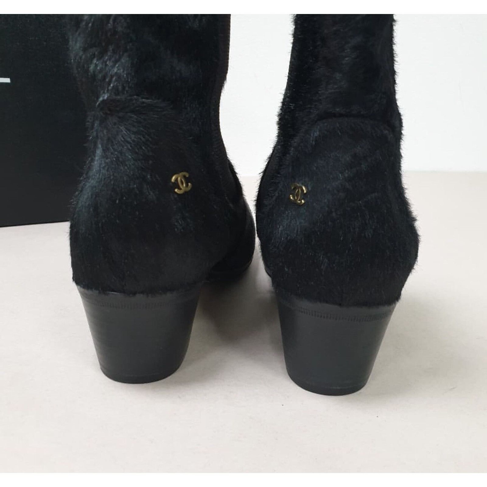 Chanel Chanel Black Pony Hair CC Ankle Boots Sz.38.5 Size US 8.5 / IT 38.5 - 4 Thumbnail