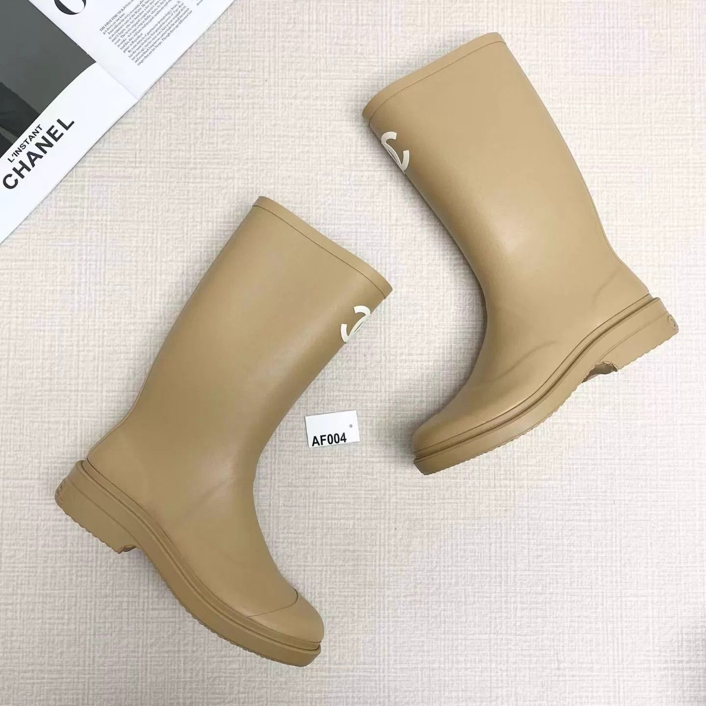 Chanel CHANEL 25S Women's Beige Tall Boots 38 New AF004 Size US 7.5 / IT 37.5 - 2 Thumbnail
