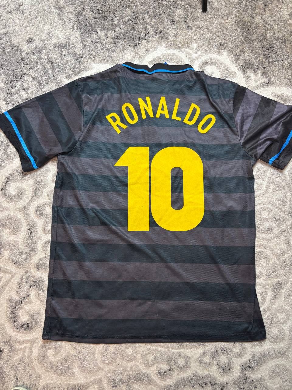 Umbro 1997 Inter Milan Third Ronaldo №10 Umbro Jersey 2XL Size US XXL / EU 58 / 5 - 3 Thumbnail