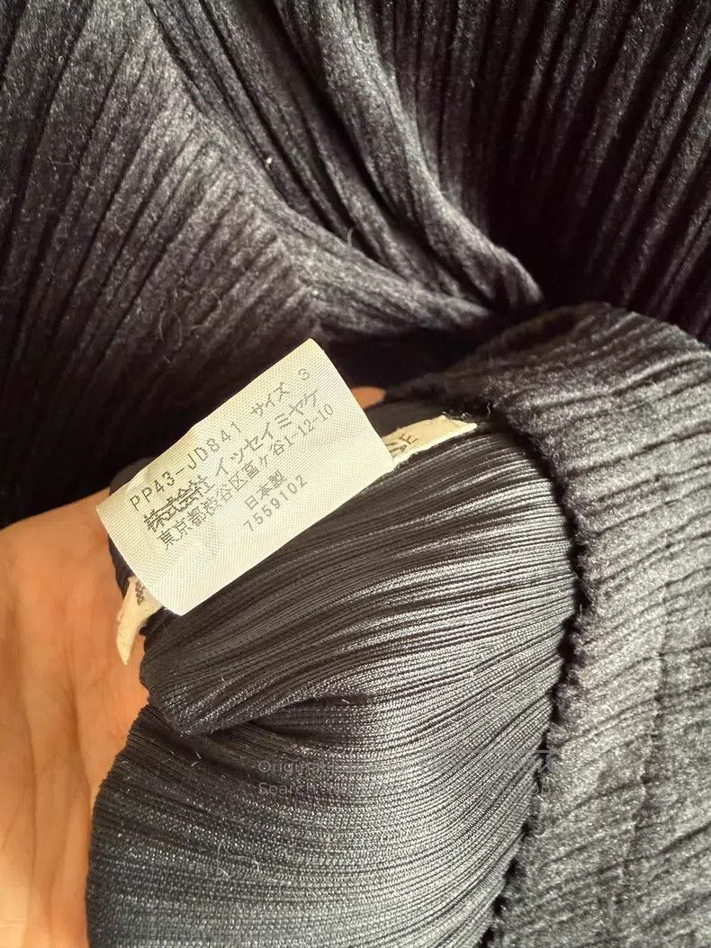 Issey Miyake Issey Miyake Black Ruffle Top Size L / US 10 / IT 46 - 9 Thumbnail