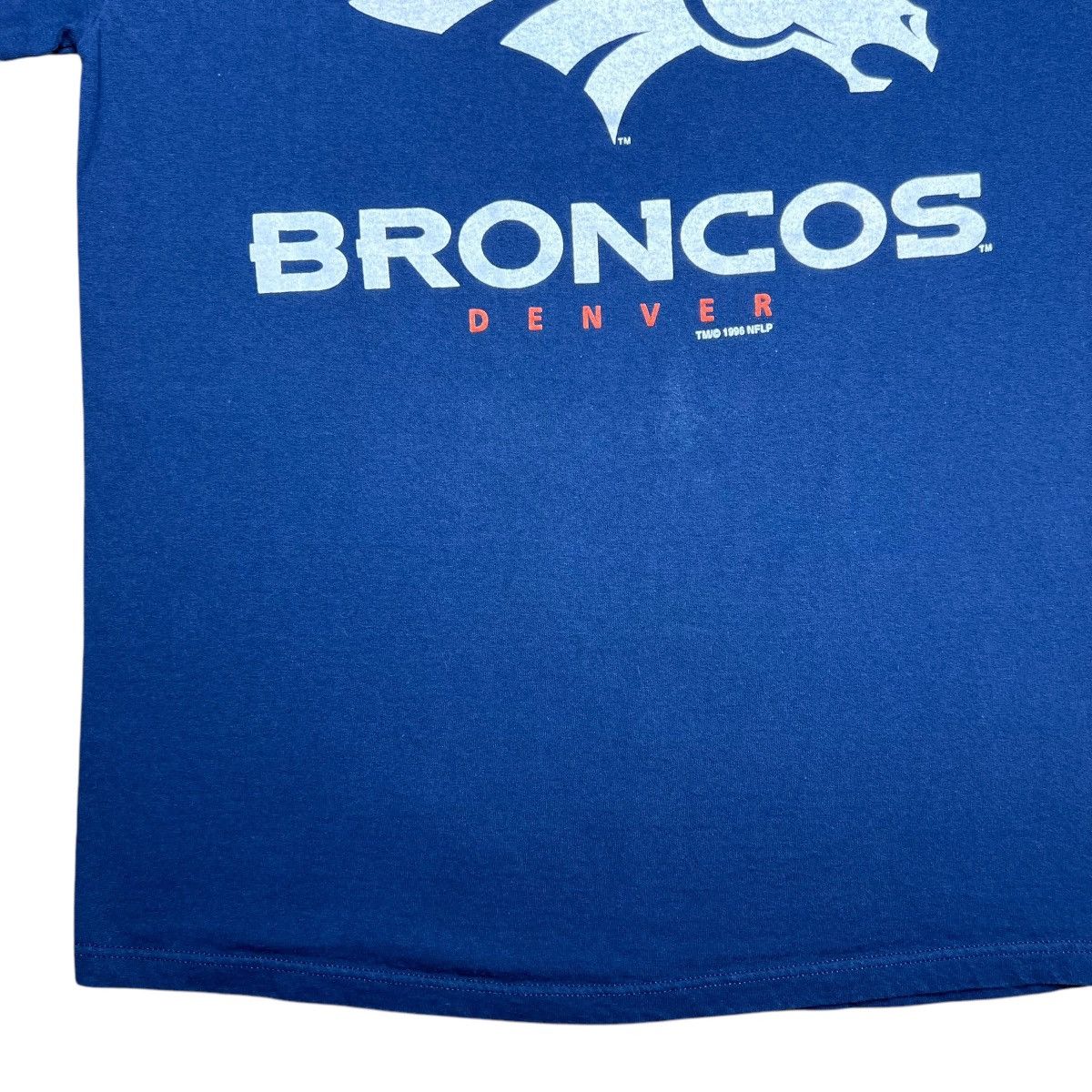 Logo 7 × NFL × Vintage Vintage 1996 NFL Denver Broncos Logo Mascot Logo 7 T-Shirt Size US L / EU 52-54 / 3 - 7 Thumbnail