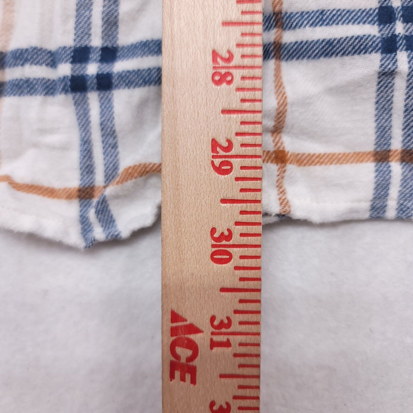 Croft & Barrow Croft & Barrow Windowpane Flannel Shirt Mens Size M White Size US M / EU 48-50 / 2 - 7 Thumbnail