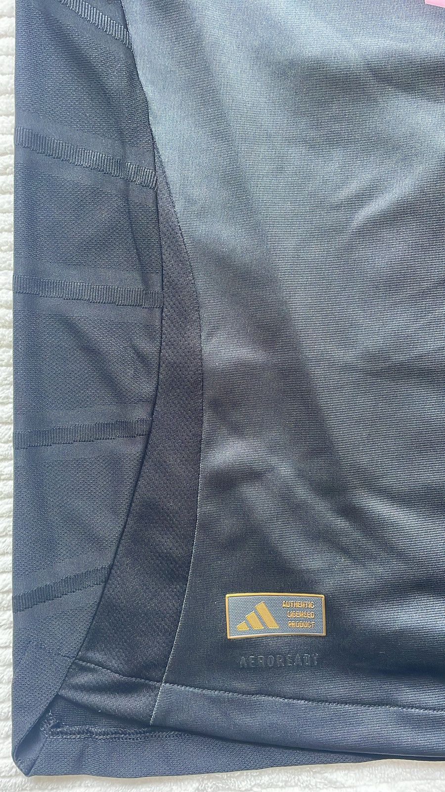 Adidas INTER MIAMI CF 25/26 AWAY AUTHENTIC JERSEY Size Medium Size US M / EU 48-50 / 2 - 5 Thumbnail