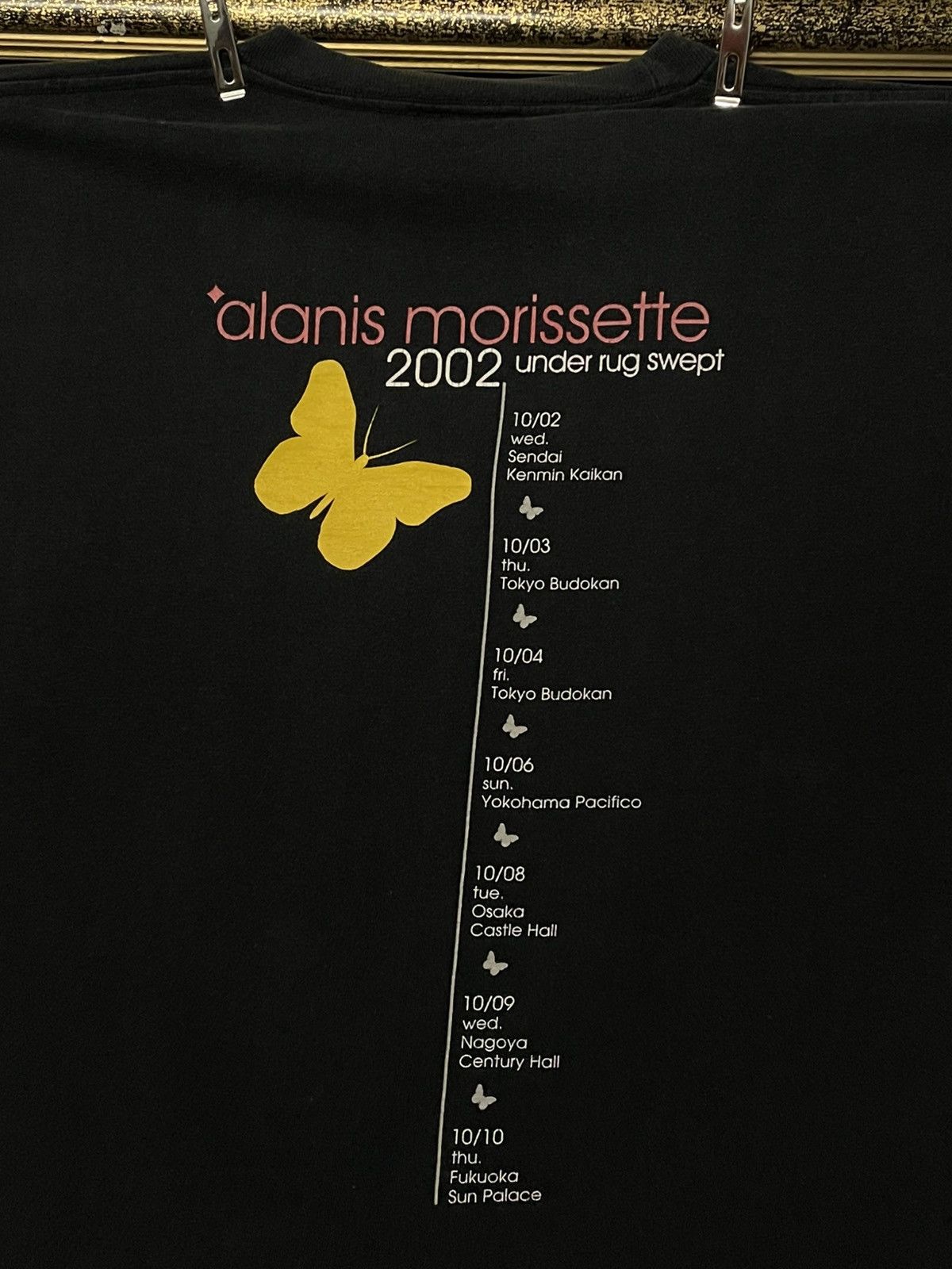 Band Tees Vintage Original Alanis Morissette Under Reg Swept Tour Tee Size US M / EU 48-50 / 2 - 8 Thumbnail