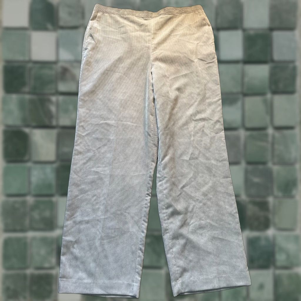 Vintage Alfred Dunner Gray Women's Size 18 Dress Pants NEW User: Alfred Dunner Gray Women's Size 18 Dress Pants NEW Size 40" / US 18 - 1 Thumbnail