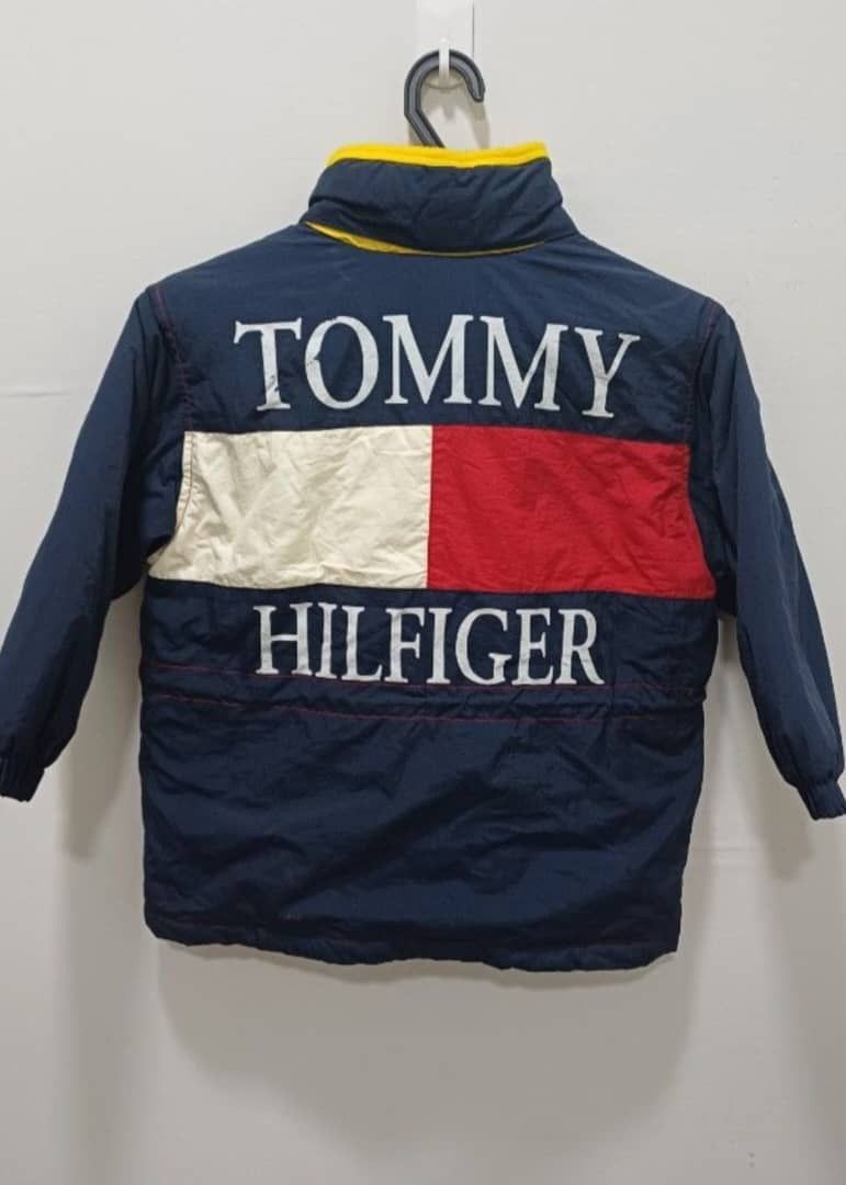 Vintage VINTAGE 90'S TOMMY HILFIGER PUFFER KIDS JACKET Size US M / EU 48-50 / 2 - 1 Thumbnail