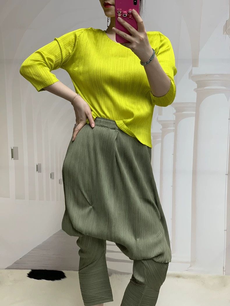 Other Issey Miyake Golden-green pleated top Size XS / US 0-2 / IT 36-38 - 5 Thumbnail