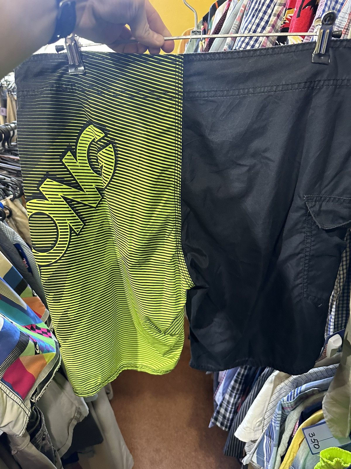 Billabong × Vintage Vintage billabong shorts size 34 surf big logo rare swim Size US 34 / EU 50 - 2 Thumbnail