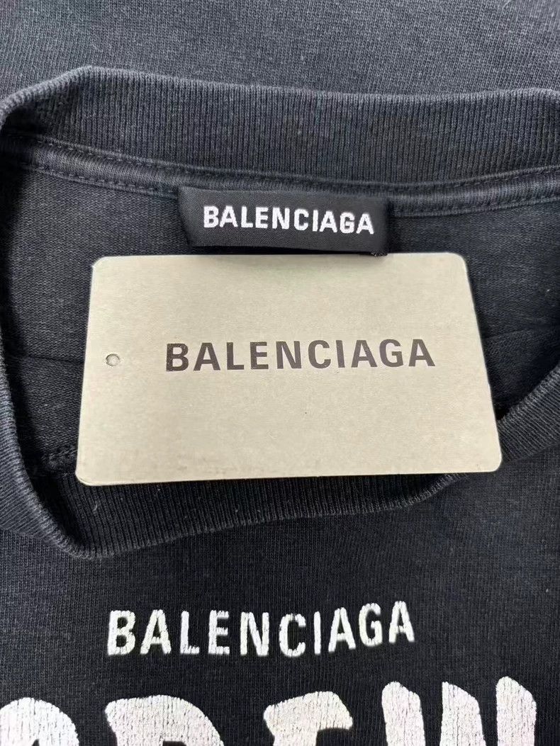 Balenciaga Balenciaga Letter print loose short sleeve shoulder sleeve Size S / US 4 / IT 40 - 4 Thumbnail