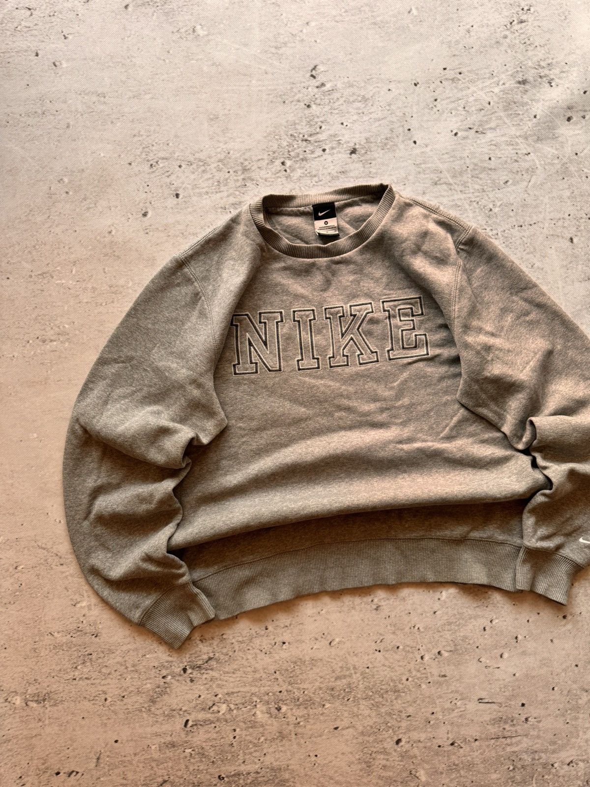Nike × Vintage NIKE VINTAGE CENTER LOGO OVERSIZE BOXY SWEATSHIRT Size US M / EU 48-50 / 2 - 2 Thumbnail