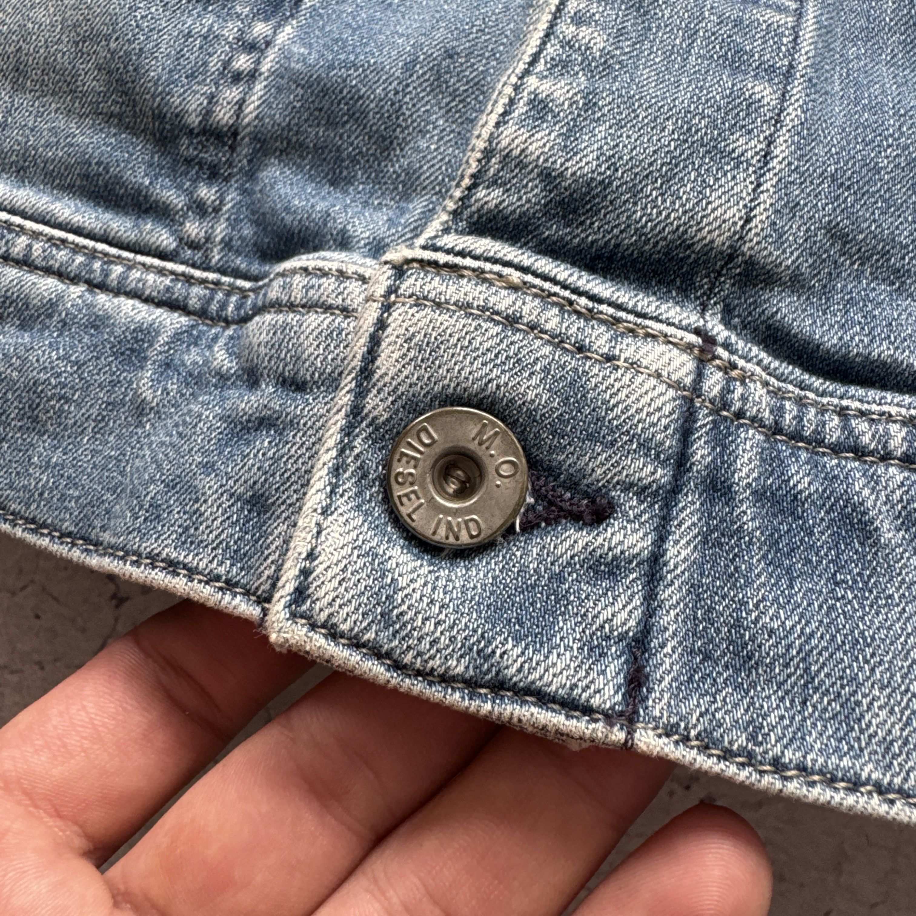 Diesel Diesel Denim Jacket Button Up Vintage Cropped Y2K Size L Size M / US 6-8 / IT 42-44 - 6 Thumbnail