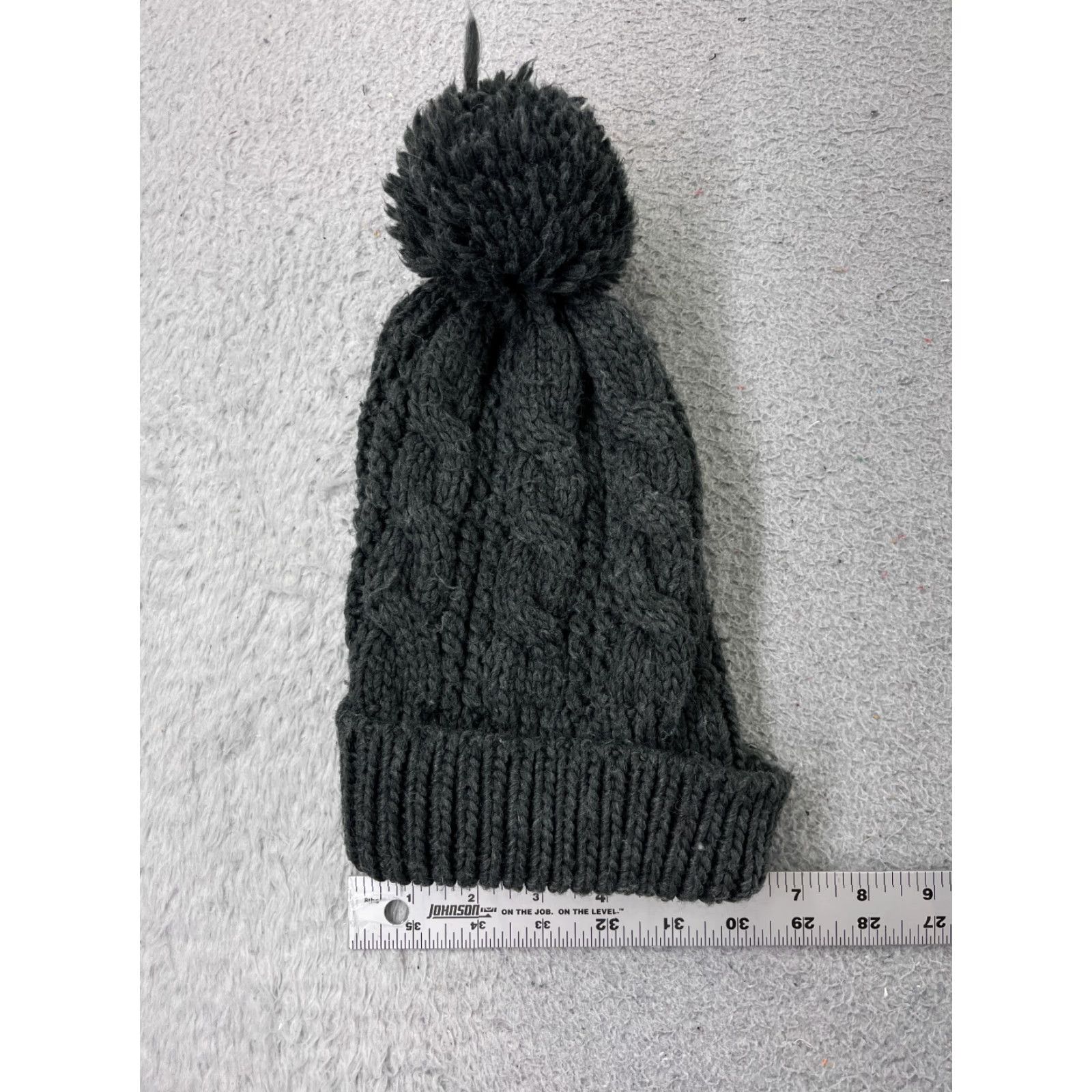 Forever 21 FOREVER 21 Beanie Toque Adult One Size Dark Gray Cable Knit Acrylic Snow Ski Pom Hat Size ONE SIZE - 4 Thumbnail