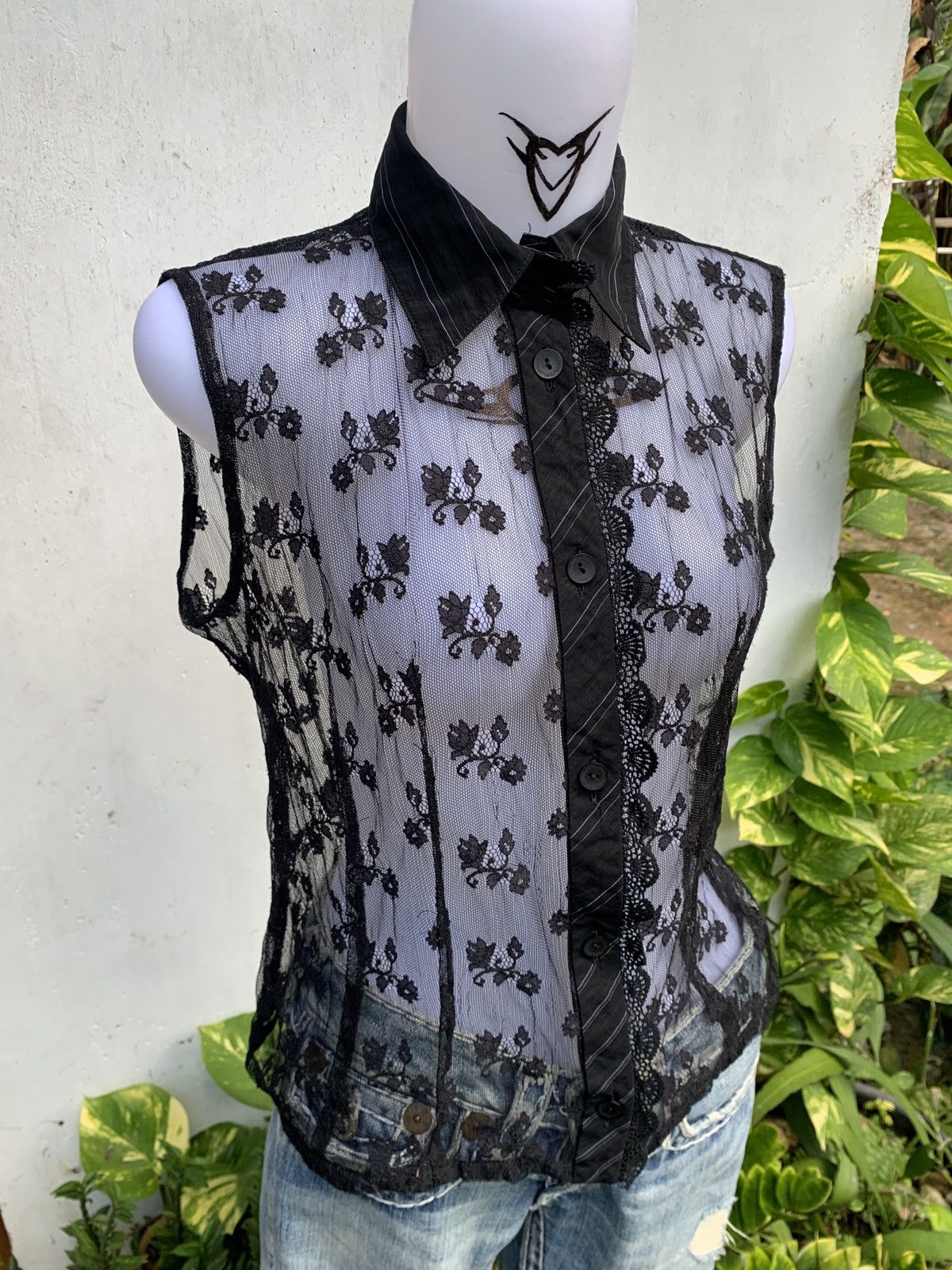 Japanese Brand y2k Nero Japan Goth Floral Sleeveless Mesh Top Size M / US 6-8 / IT 42-44 - 2 Thumbnail