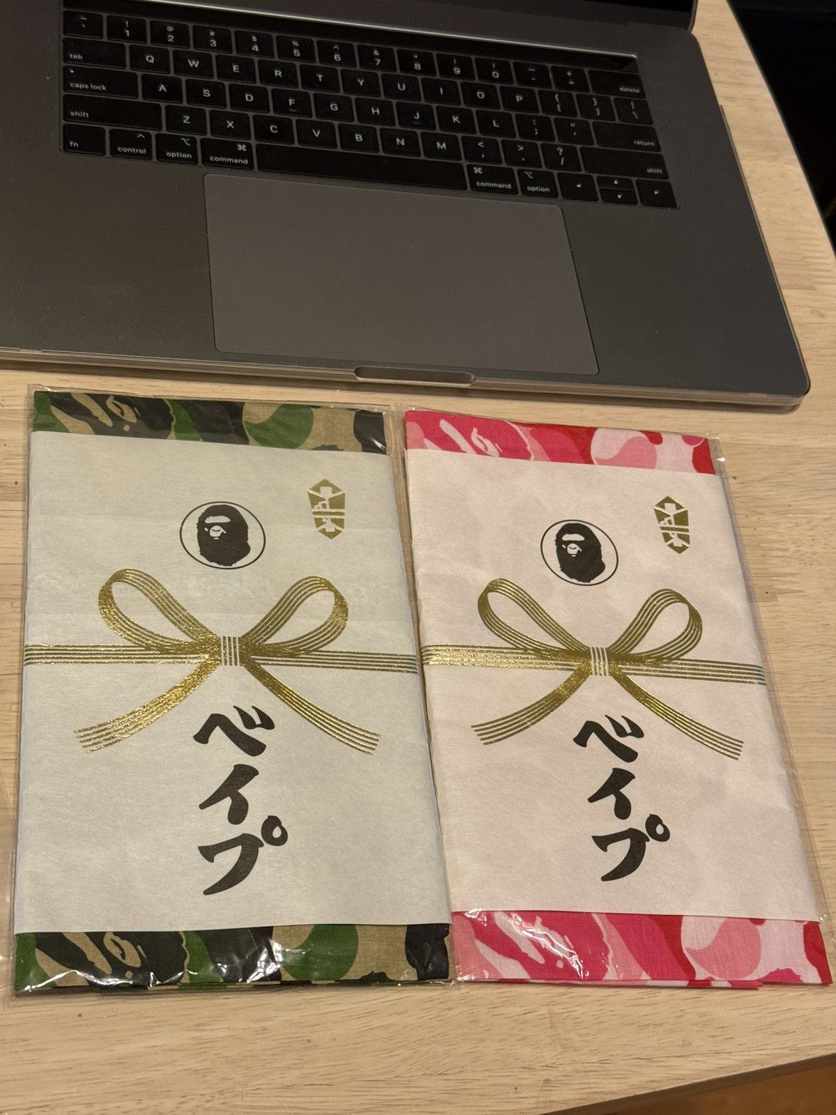 Bape A BATHING APE GREEN AND PINK CAMO CLOTH Size ONE SIZE - 1 Thumbnail