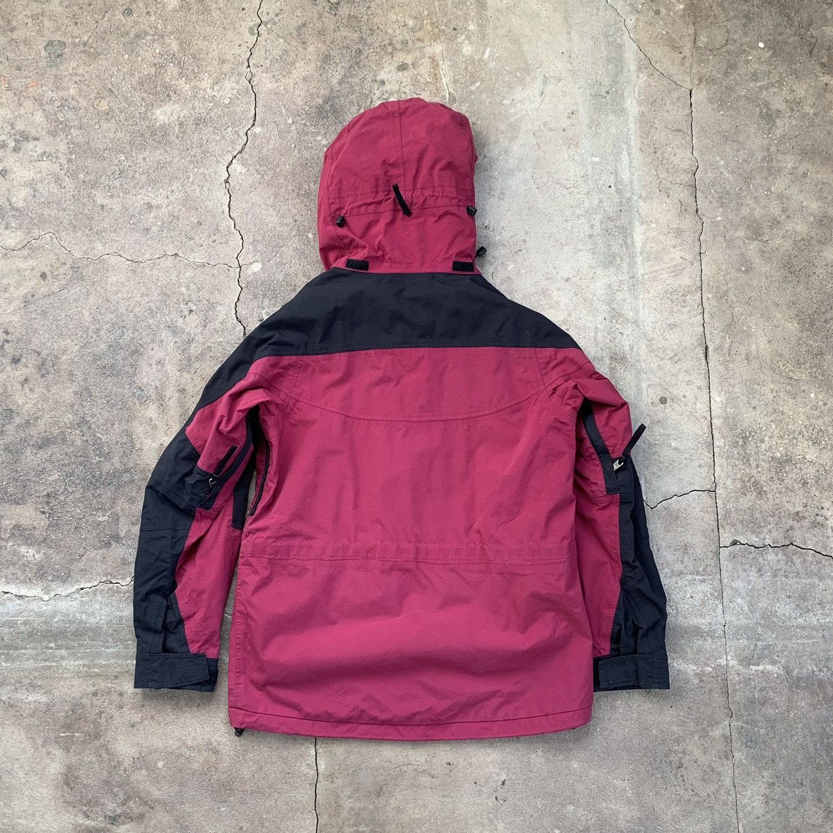Mountain Hardwear Mountain Hardwear Conduit Jacket Ski Rain Women's Size 8 Size M / US 6-8 / IT 42-44 - 9 Thumbnail