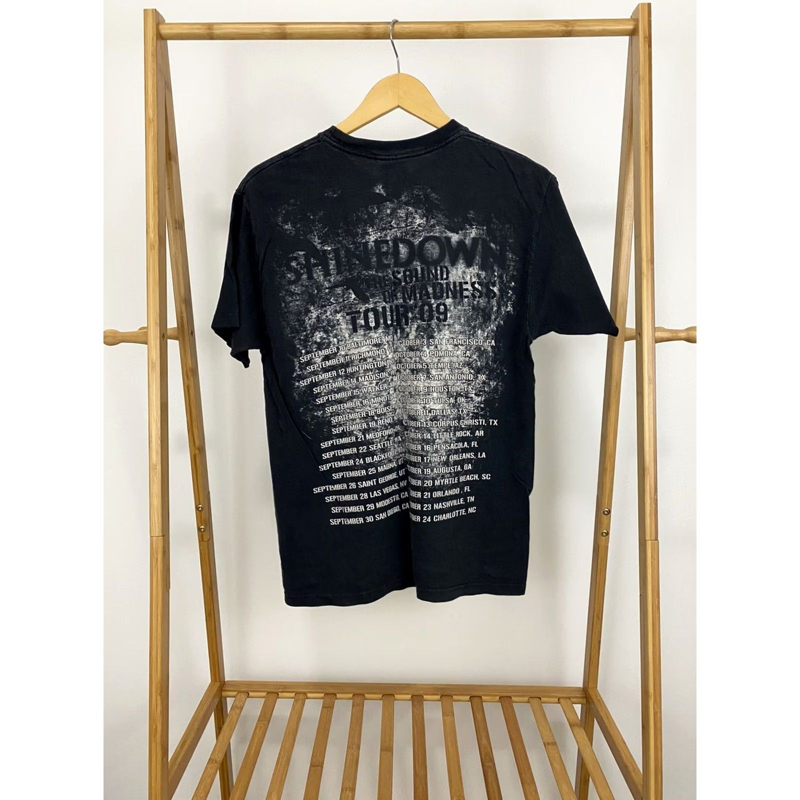Hanes VINTAGE Shinedown The Sound Of Madness T-Shirt M Double Sided Faded Black Mens Size US M / EU 48-50 / 2 - 2 Thumbnail