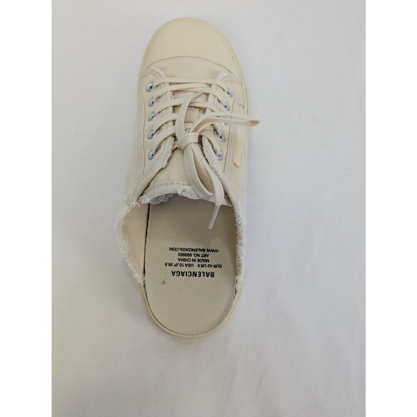 Balenciaga o1rshd1 Mule Destroyed Rubber Sole Paris Mule in White Size US 10 / EU 43 - 17 Thumbnail
