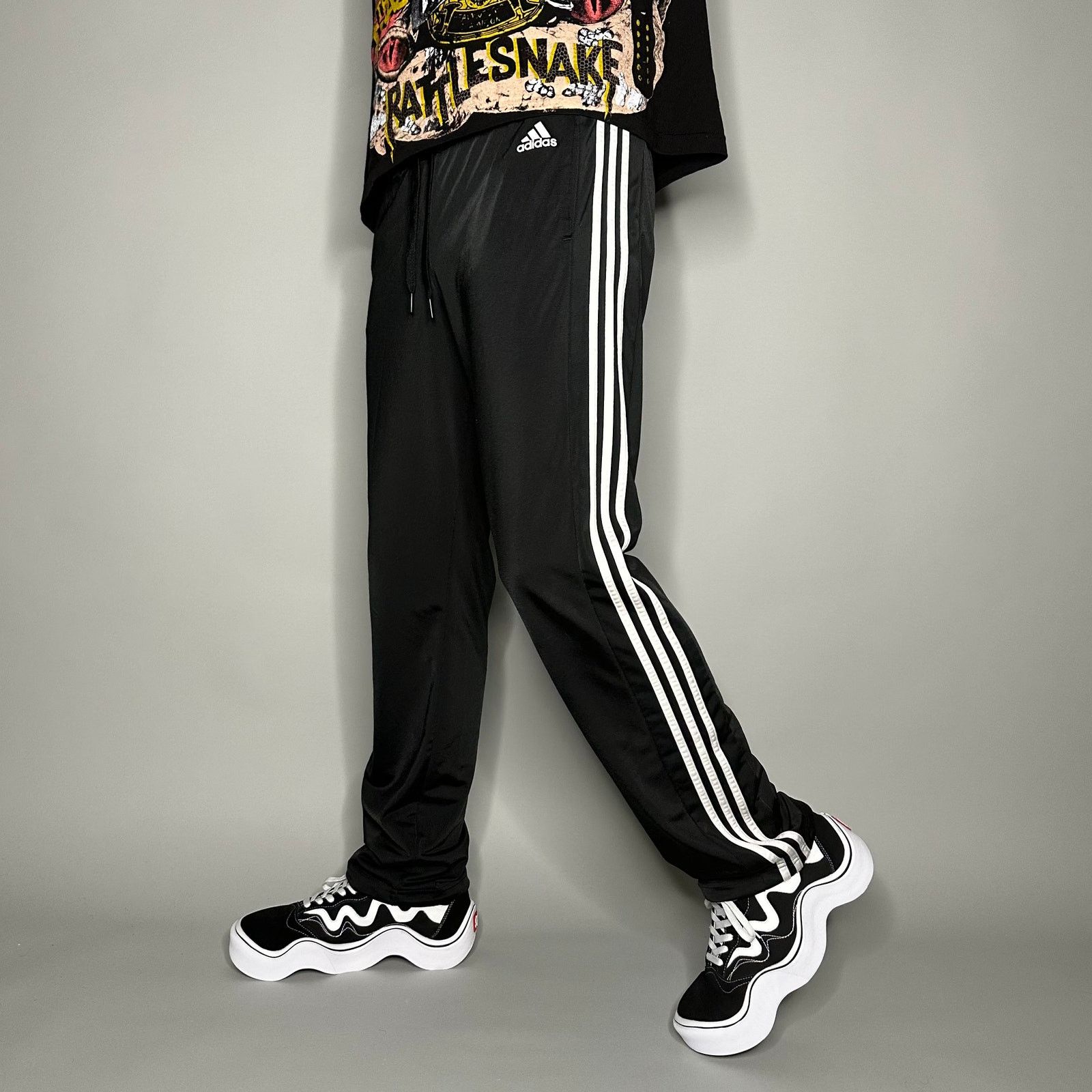 Adidas Vintage Y2K Adidas Sweatpants Mens M Jet Black Polyster Size US 32 / EU 48 - 1 Thumbnail