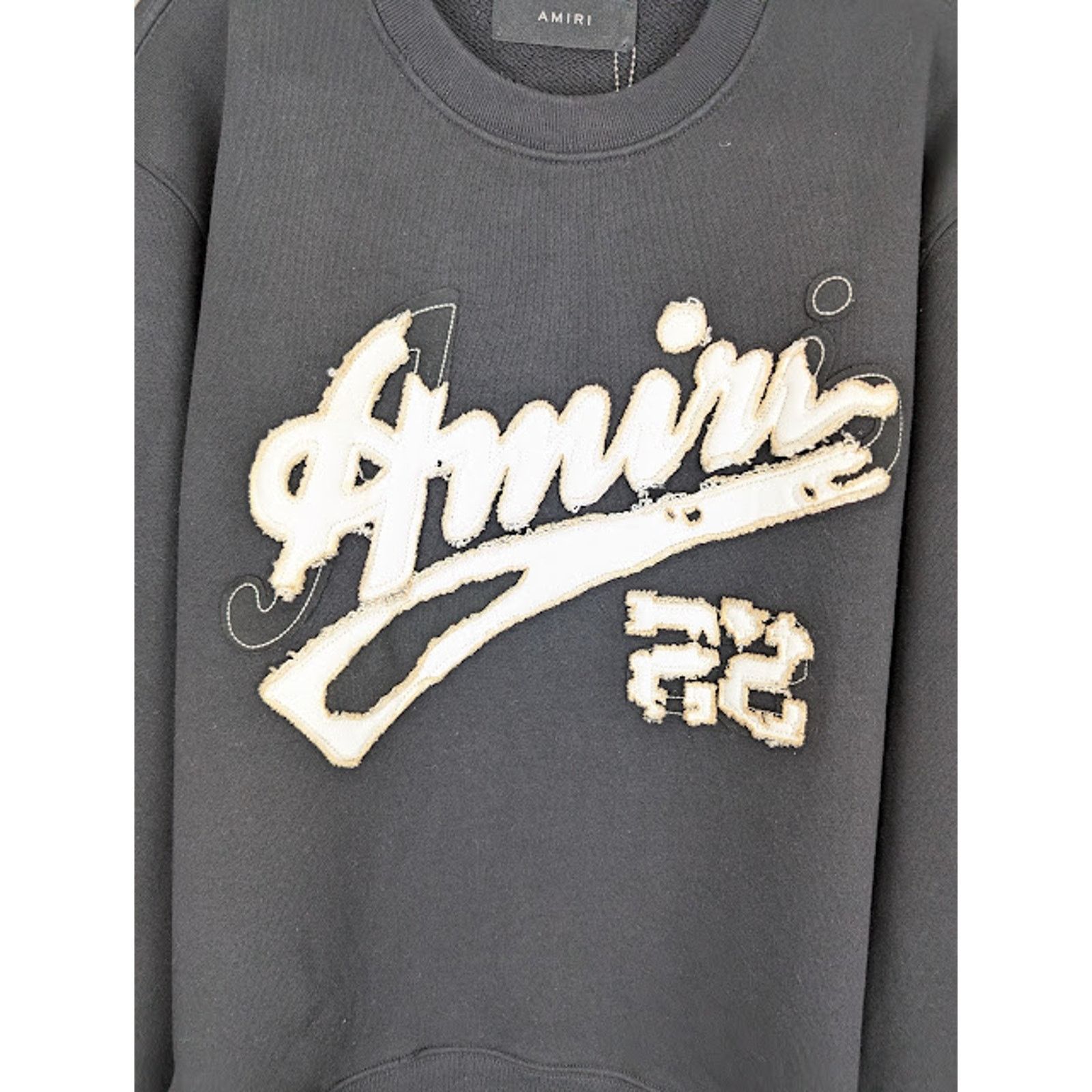 Amiri o1rshd1 Amiri 22 Crewneck Sweatshirt in Black Size US S / EU 44-46 / 1 - 4 Thumbnail