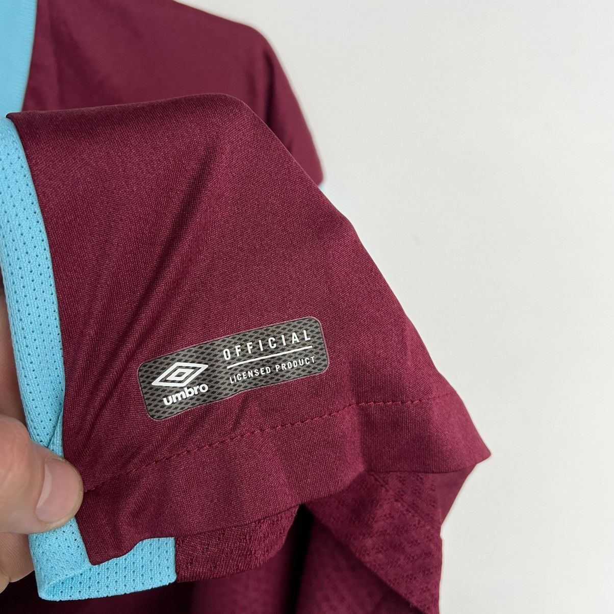 Umbro WEST HAM UNITED FC 2016 2017 HOME SHIRT UMBRO JERSEY SOCCER Size US XXL / EU 58 / 5 - 7 Thumbnail