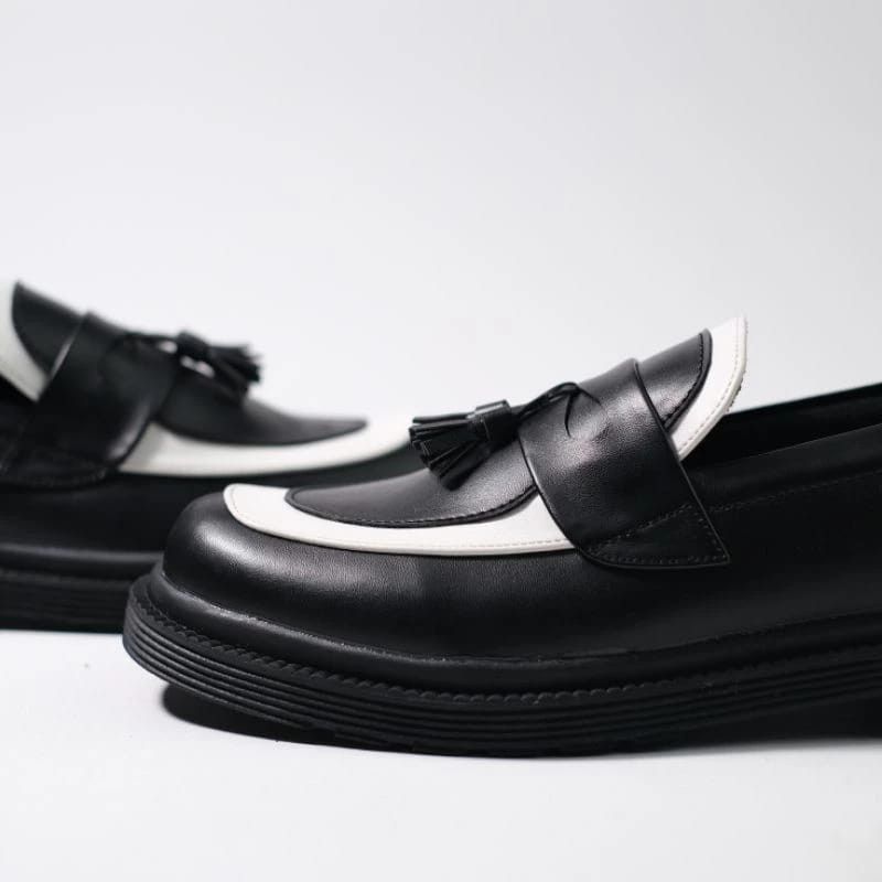 Designer Mens Combi Tassel Loafer Black White Size US 11 / EU 44 - 4 Thumbnail
