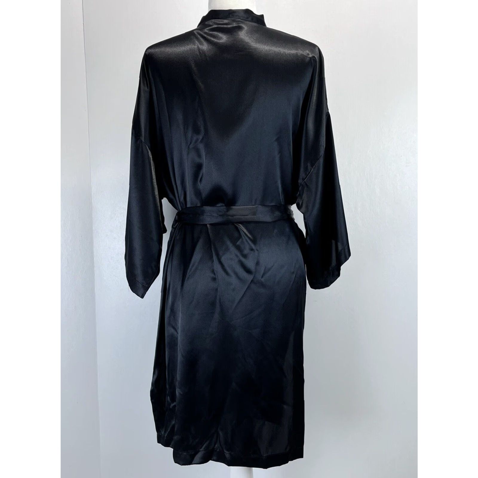 Victoria's Secret VINTAGE Victoria's Secret Satin Robe One Size Black Gold Label Belted Womens Size ONE SIZE - 3 Thumbnail