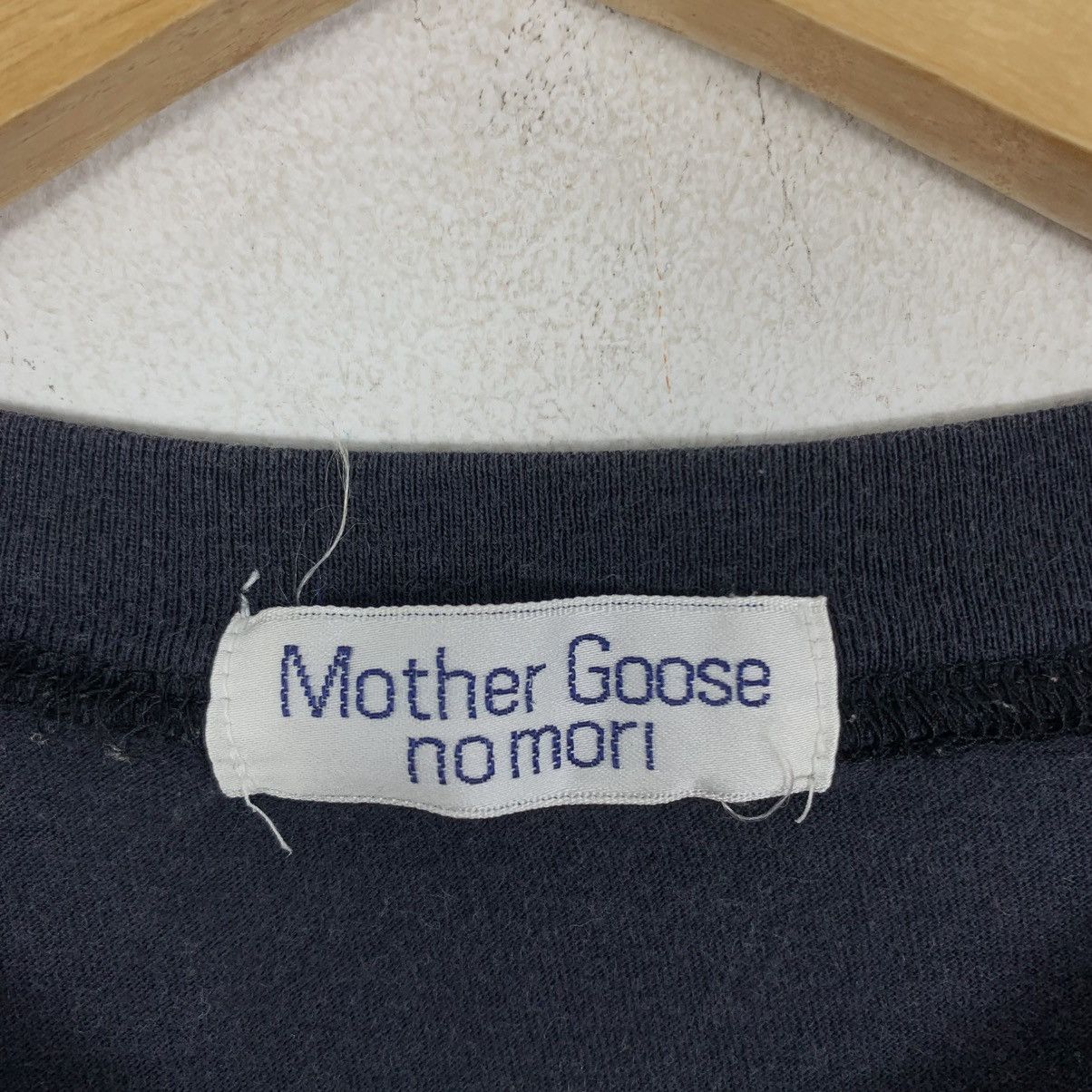 MOTHER Vintage MOTHER GOOSE No MORI Animal Tracking Tshirt Size US L / EU 52-54 / 3 - 4 Thumbnail
