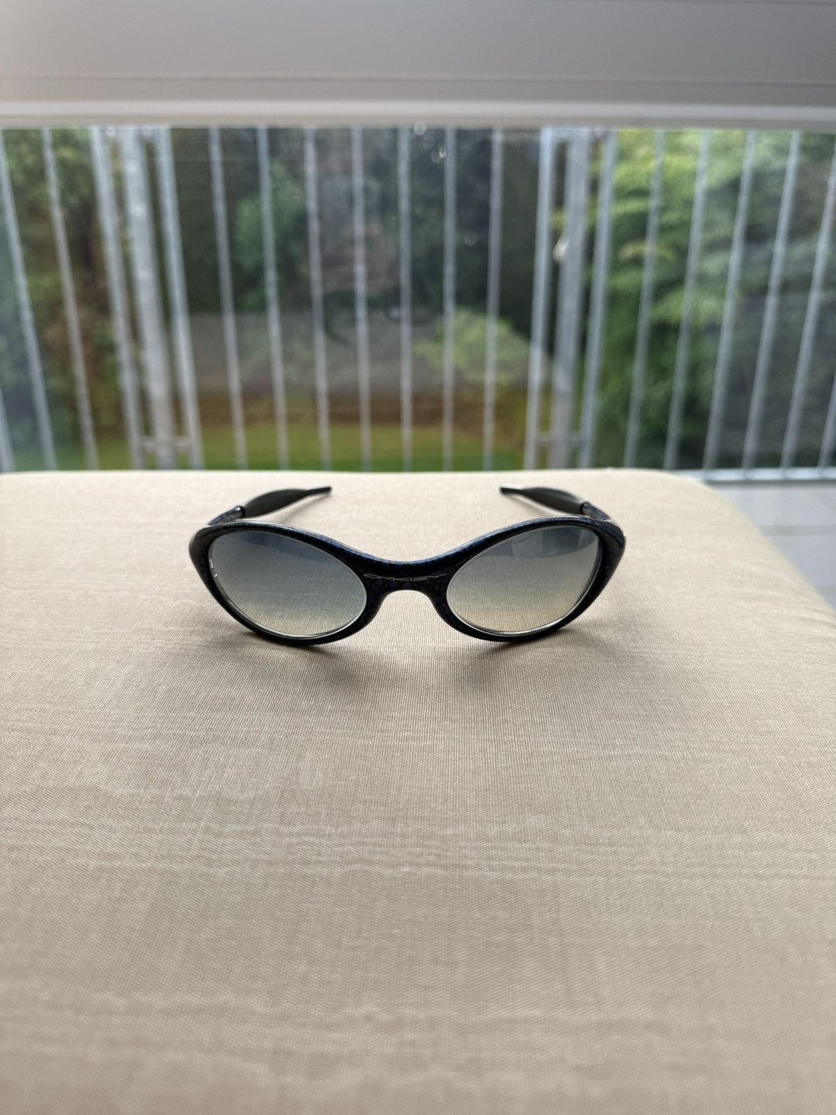 Oakley Vintage Oakley Jacket Sunglasses Y2K USA Size ONE SIZE - 1 Thumbnail