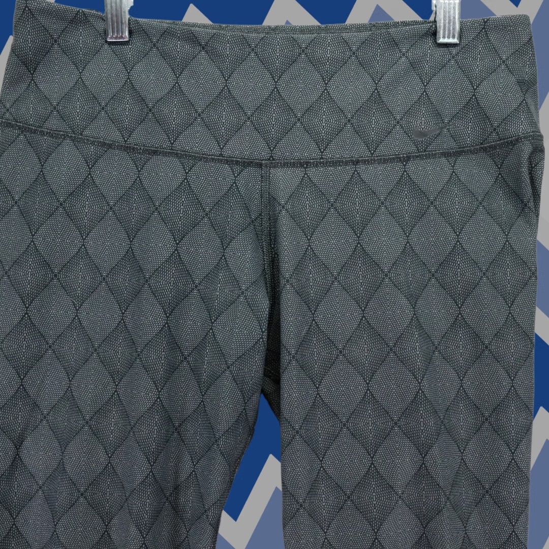 Nike Nike Leggings Womens Medium Dri-Fit Capri Training Yoga Pants Gray Size 32" / US 10 / IT 46 - 1 Thumbnail