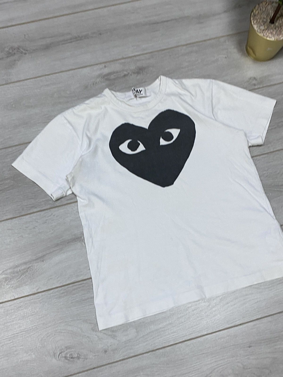 Comme des Garcons PLAY PLAY Comme des garçons vintage big heart t-shirt Size US M / EU 48-50 / 2 - 2 Thumbnail