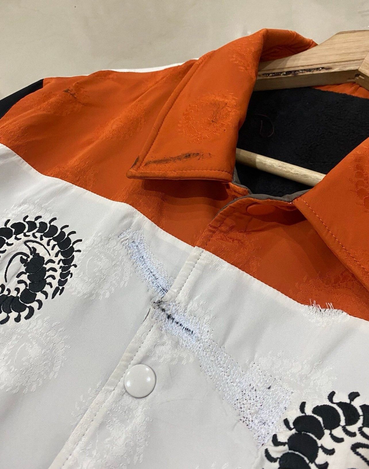 Japanese Brand × Jun Takahashi × Undercover 🔥Undercover Centipede Jacquard Snap Button Jacket Size US M / EU 48-50 / 2 - 12 Thumbnail